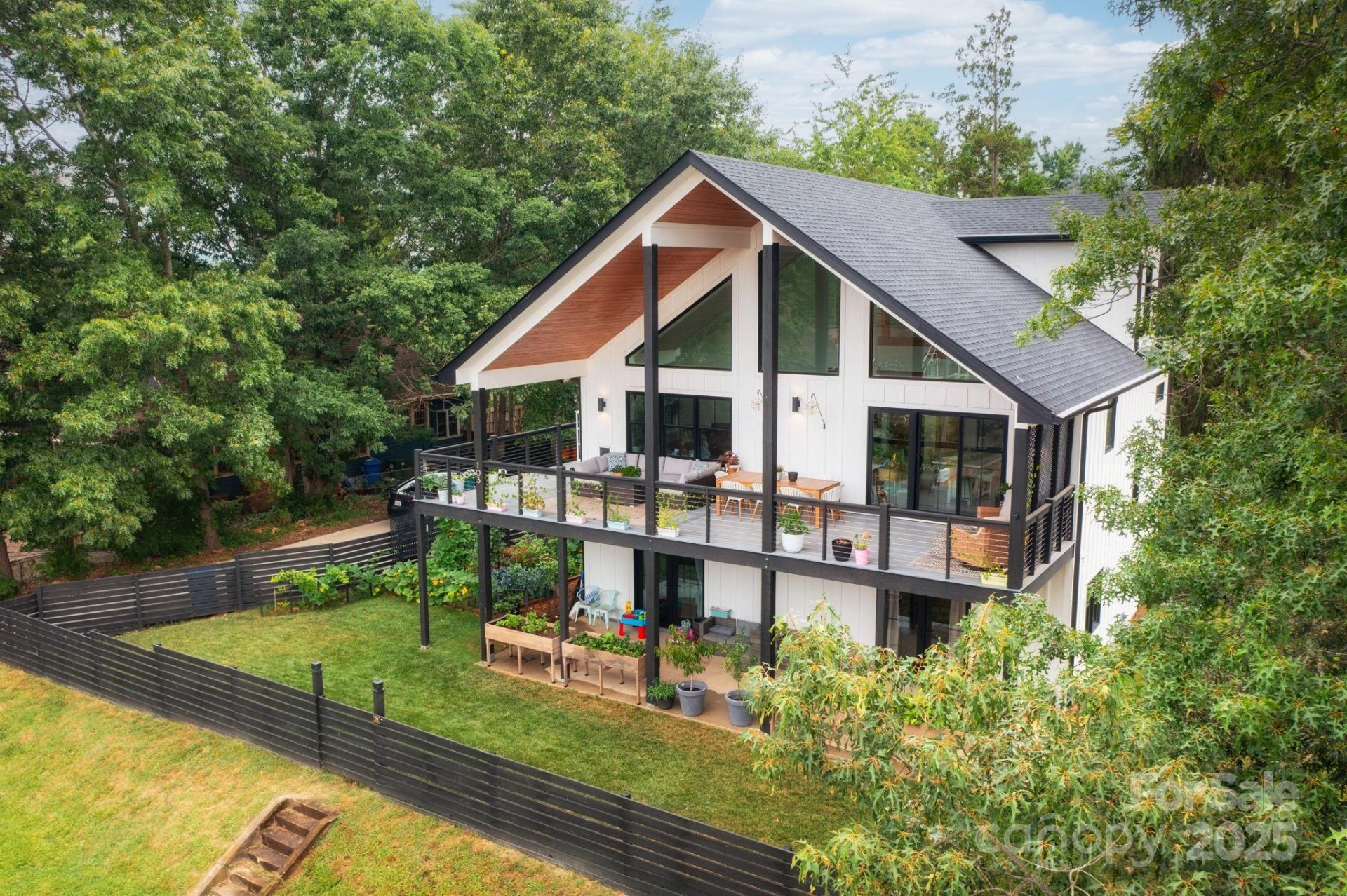 Property image 1 at 103 Pennsylvania Avenue, Asheville, NC 28806