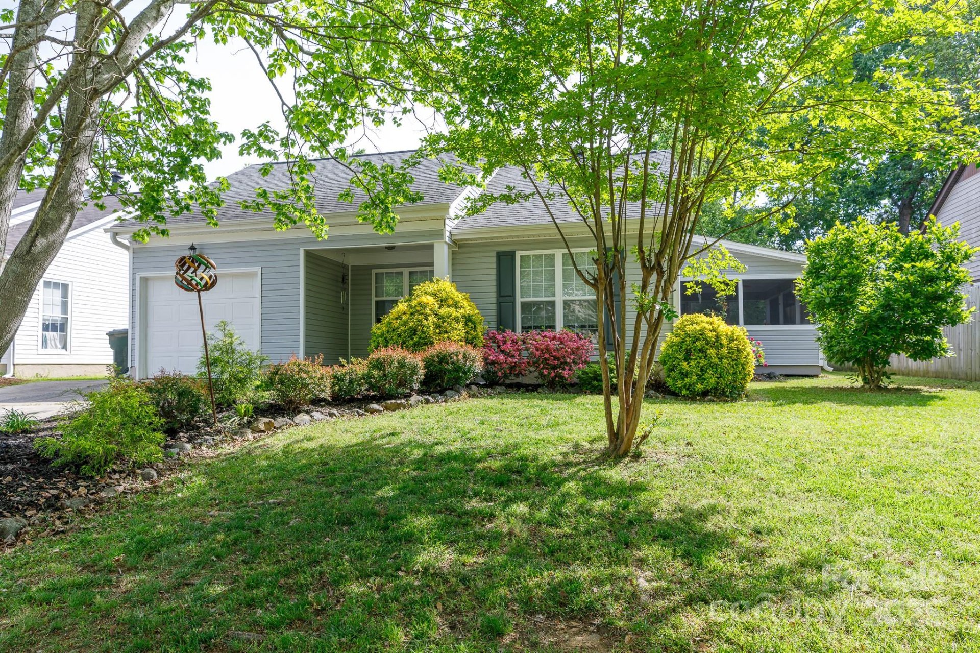 1455 Fieldcrest Circle