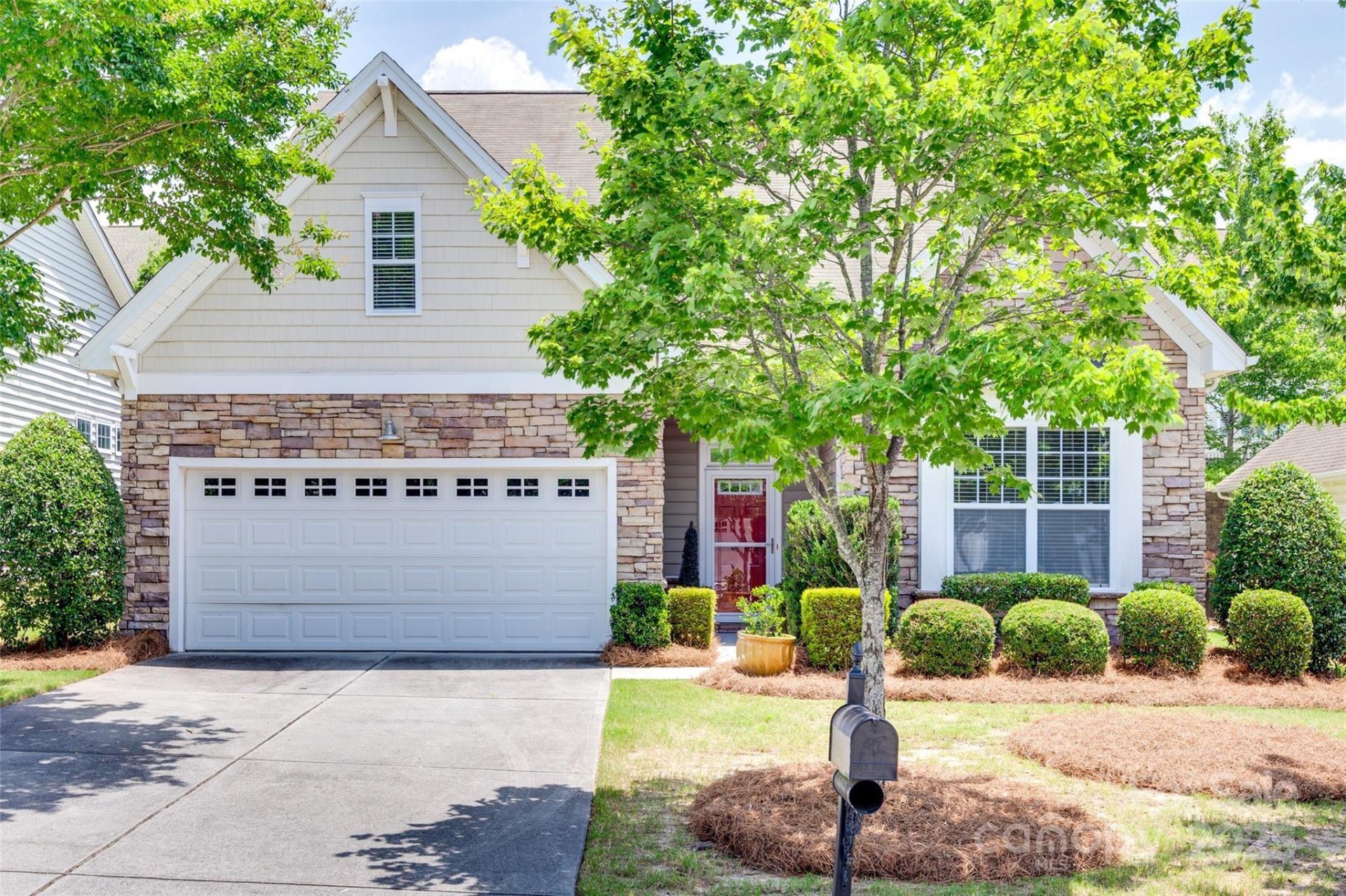 1033 Knob Creek Lane