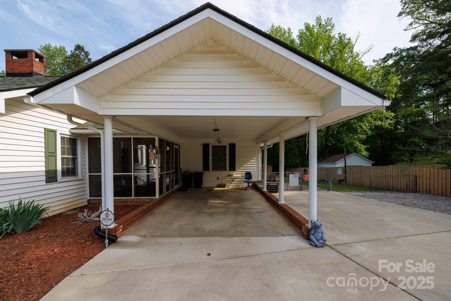 Property image 4 at 1115 Old Thompson Avenue, Lancaster, SC 29720
