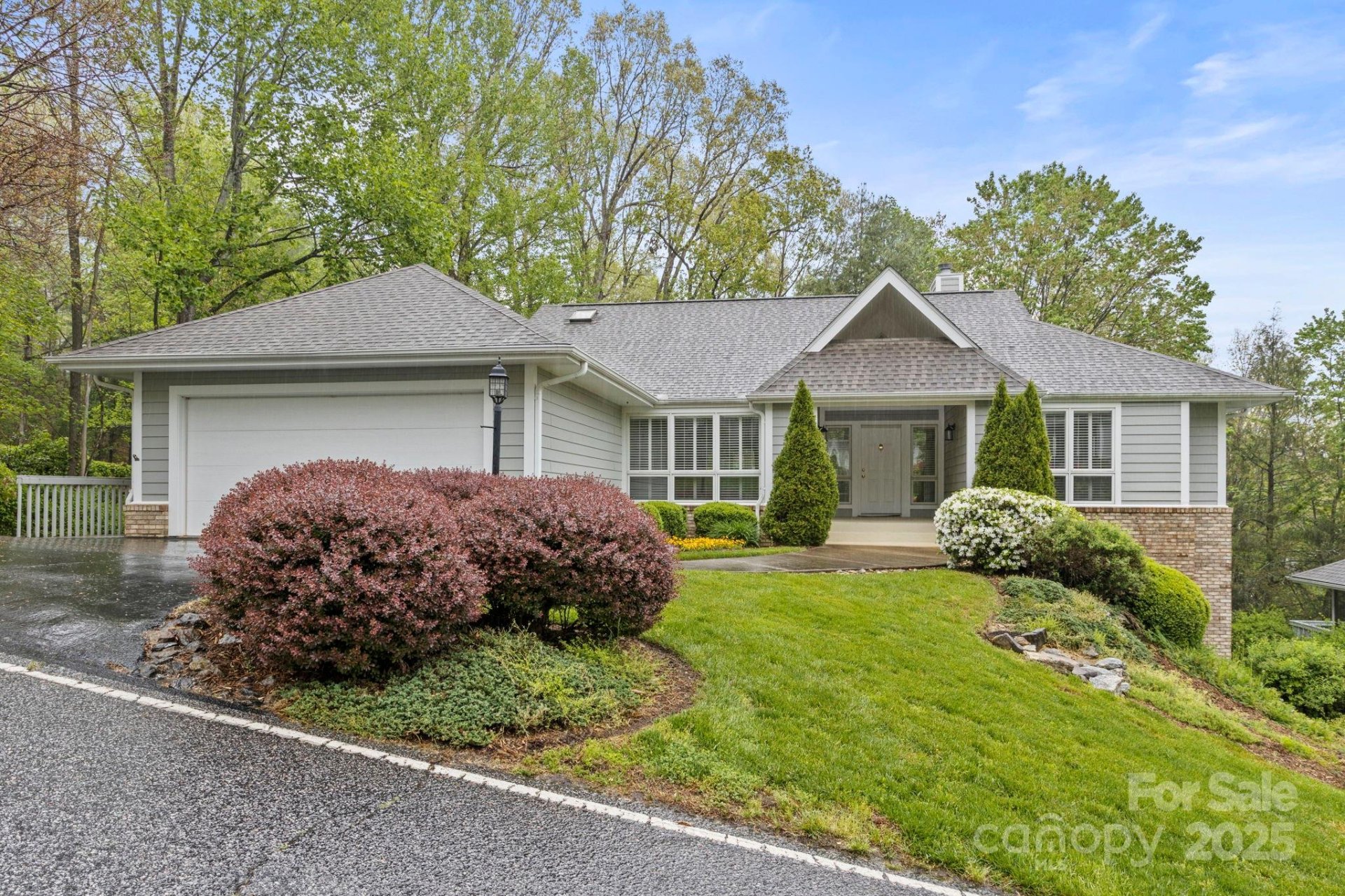 Property image 2 at 111 Broadmoor Drive, Flat Rock, NC 28731