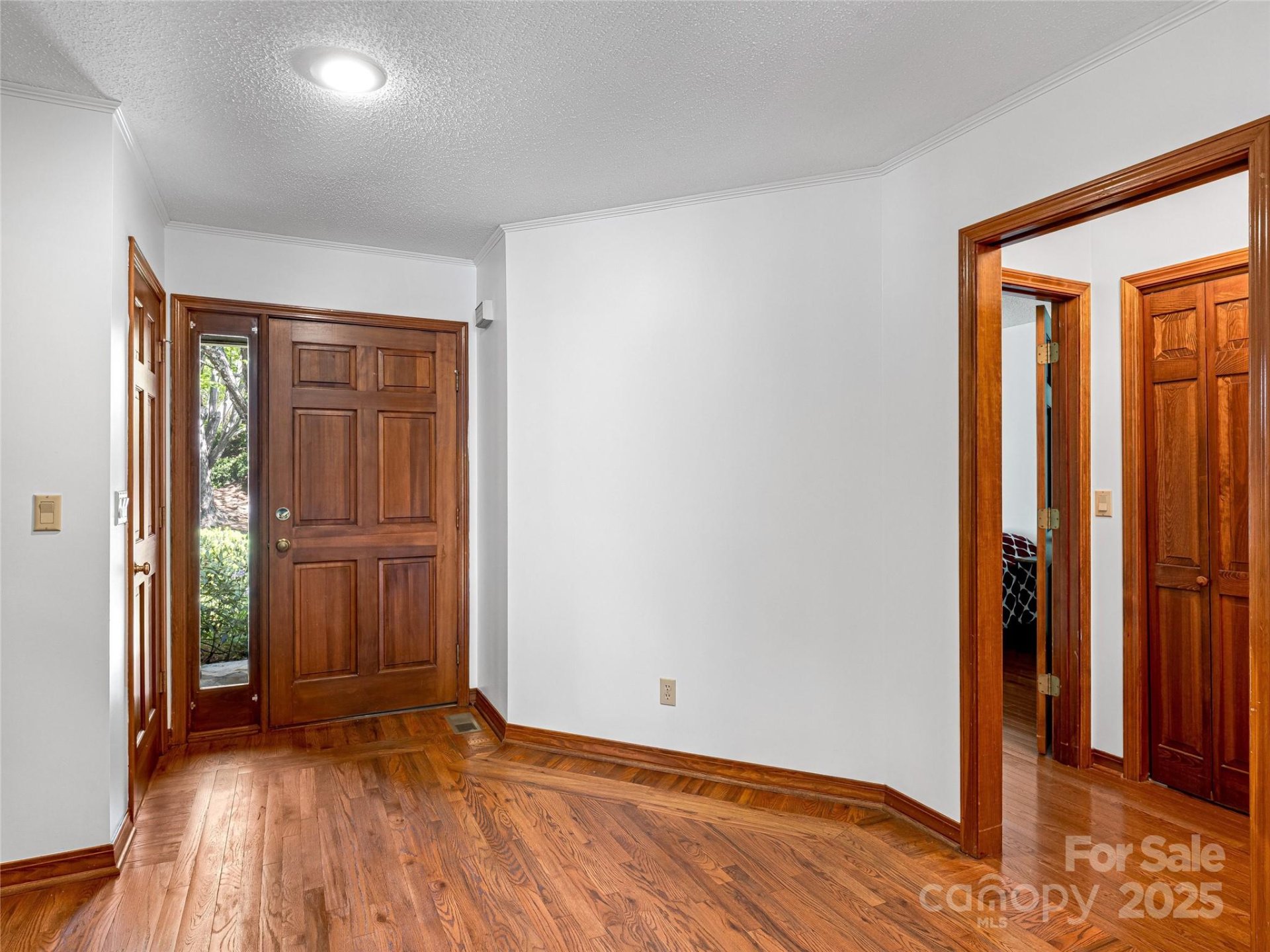 Property image 4 at 3 Governors Drive, Asheville, NC 28804