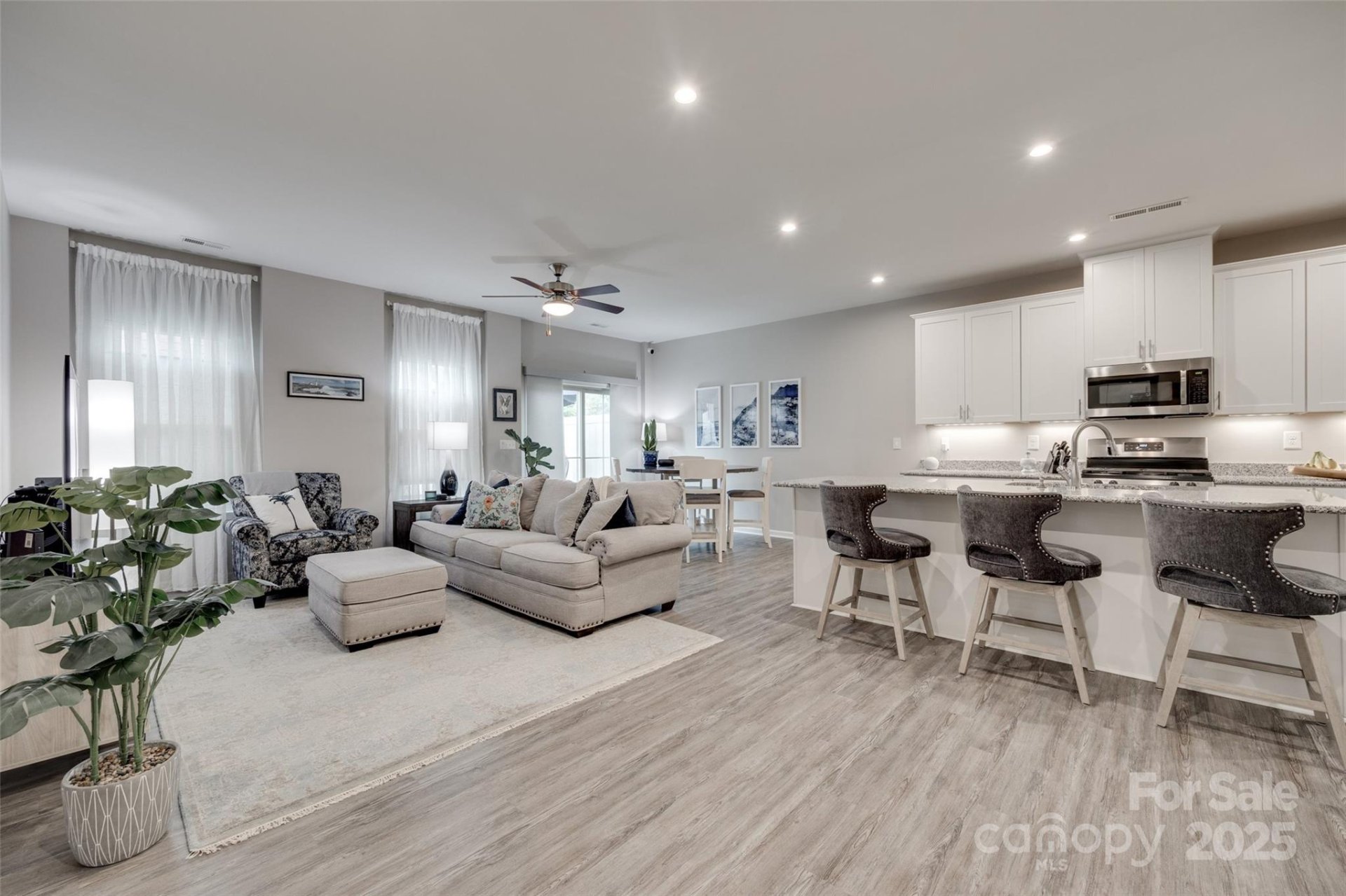 Property image 3 at 306 Willow Wood Court, Matthews, NC 28104