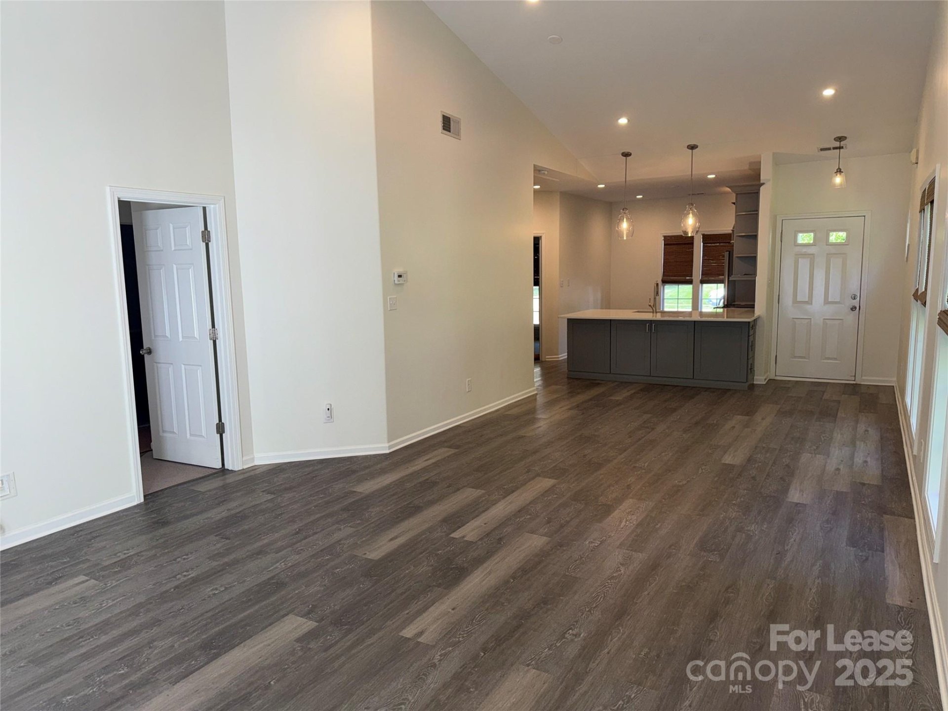 Property image 4 at 5325 Silabert Avenue, Charlotte, NC 28205