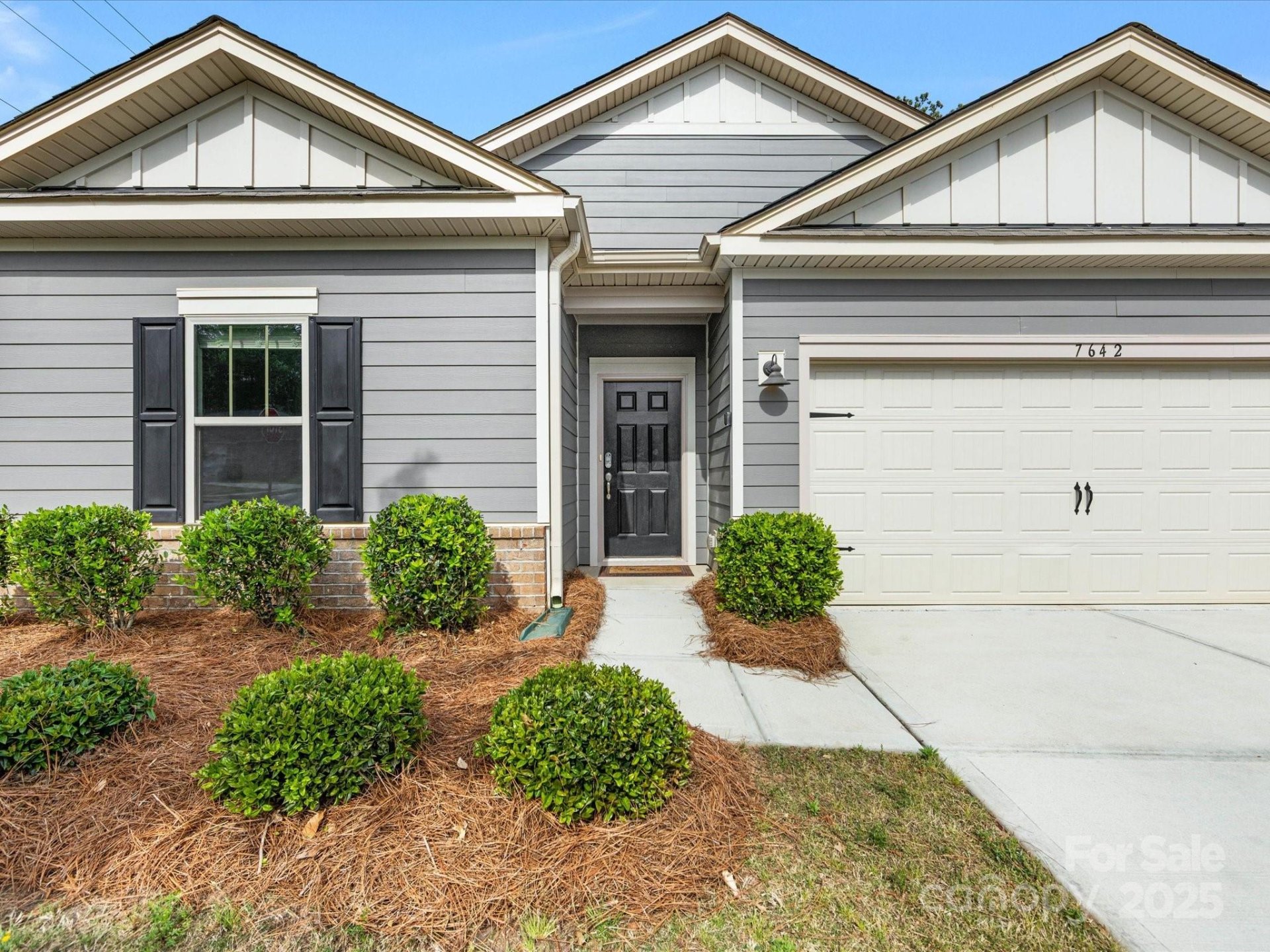 Property image 3 at 7642 Porrera Street, Charlotte, NC 28214