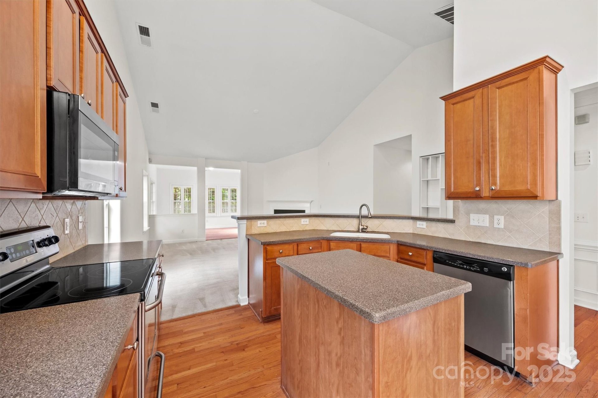 Property image 5 at 8120 Calistoga Lane, Waxhaw, NC 28173