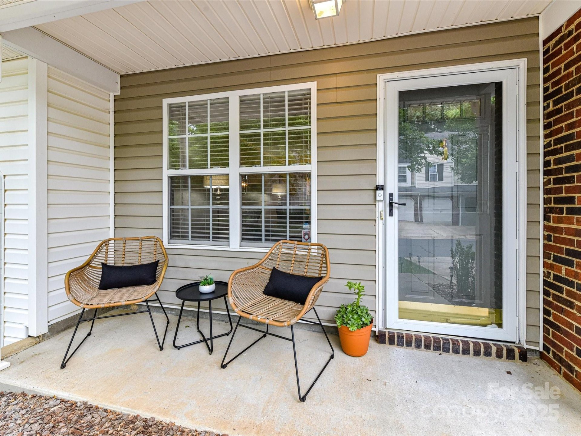 Property image 3 at 9723 Mattforest Circle, Charlotte, NC 28277