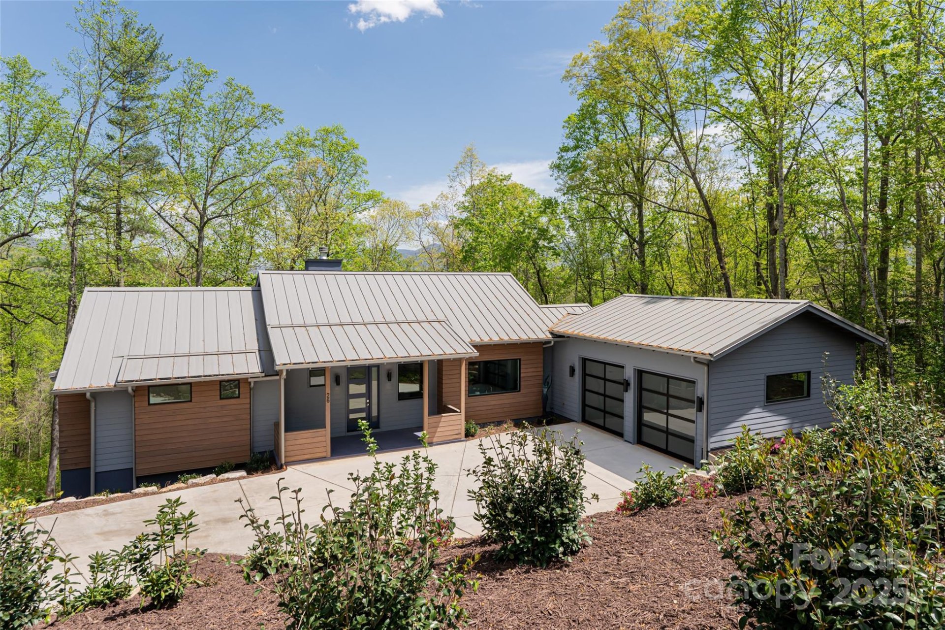 Property image 3 at 26 Hickory Top Lane, Asheville, NC 28805
