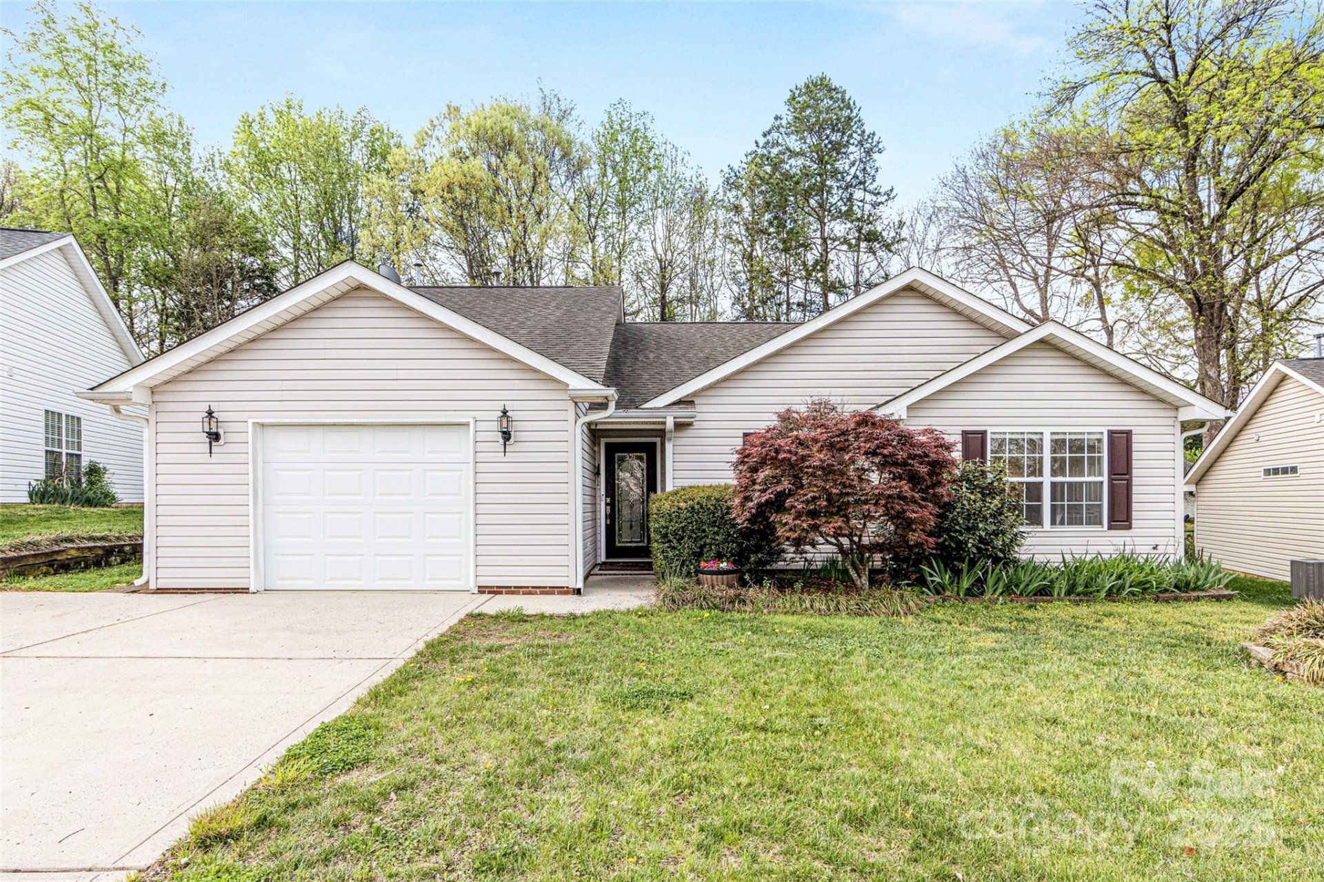 12628 Waterfall Place