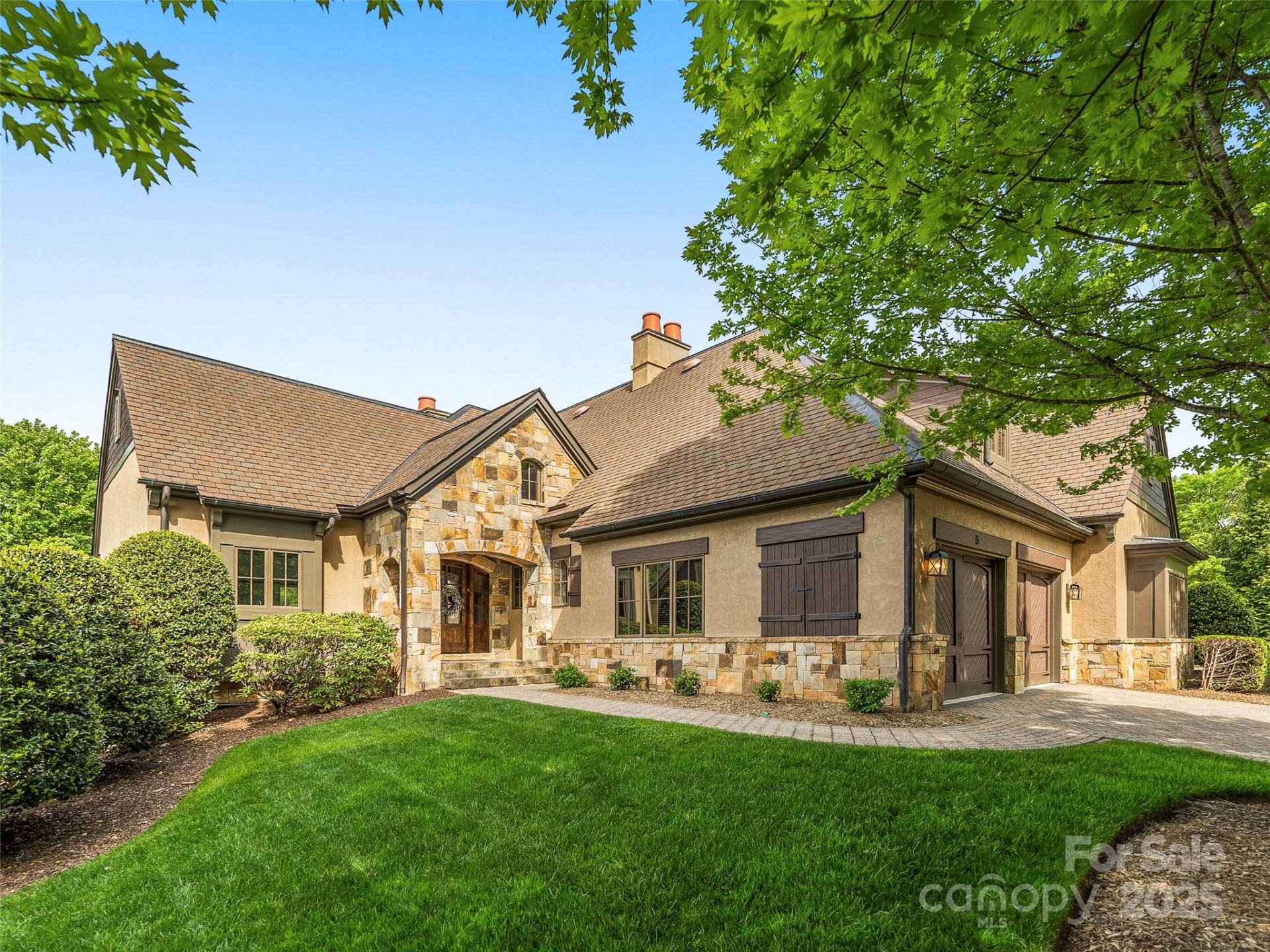 5 Chedworth Way