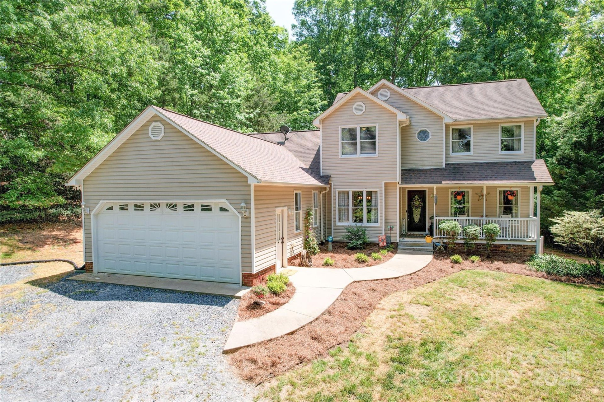 122 Roxboro Court