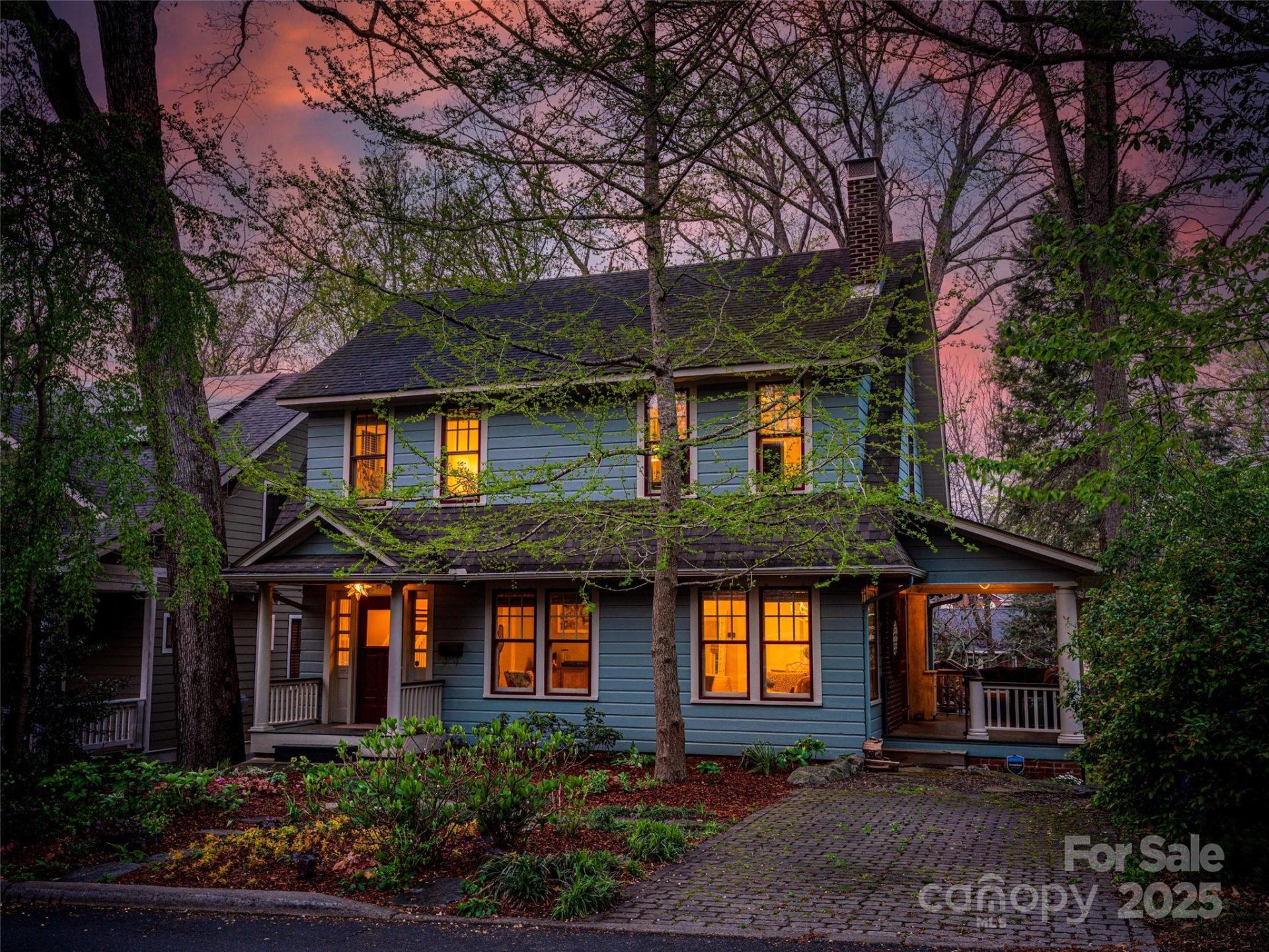 Property image 3 at 27 Westover Drive, Asheville, NC 28801