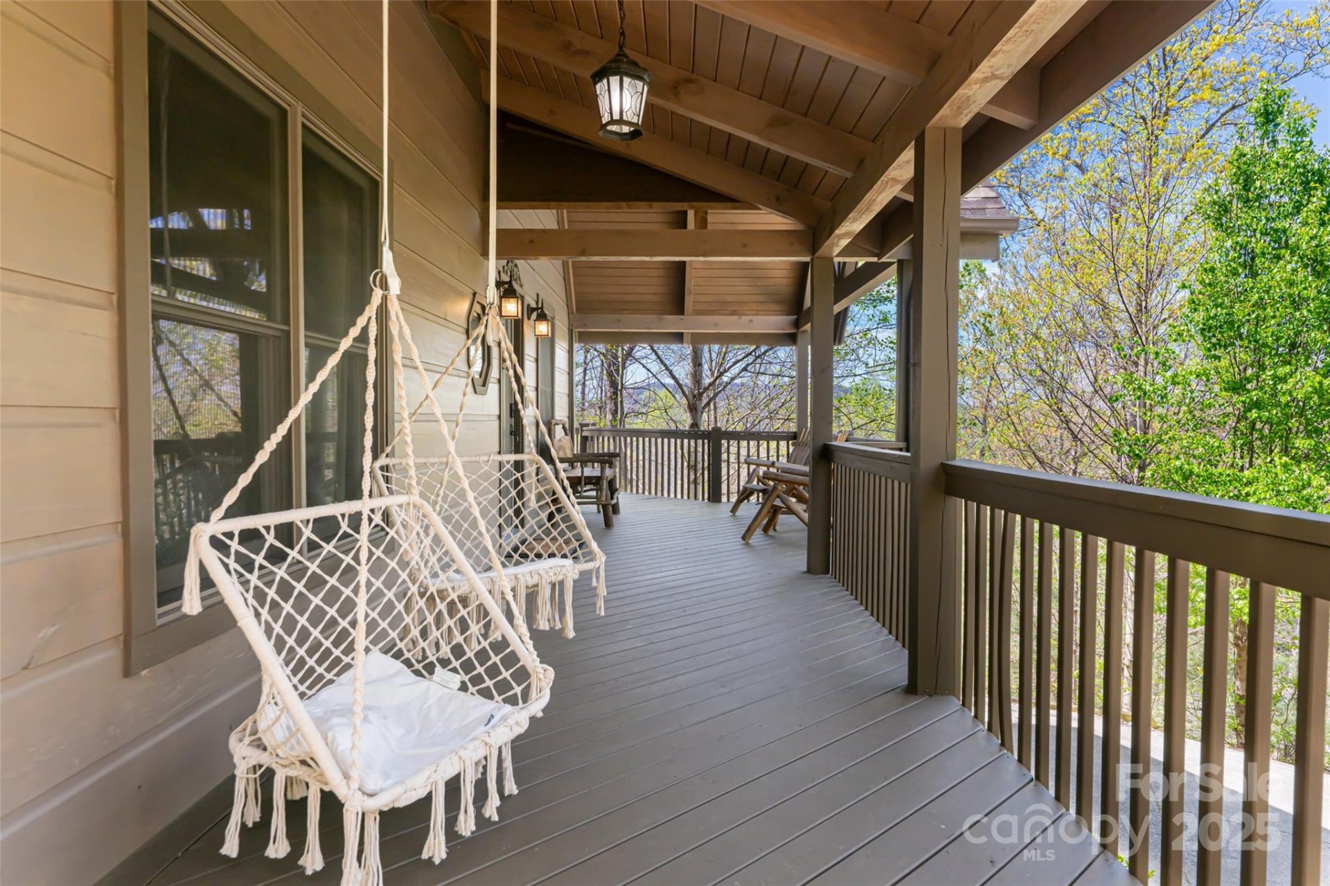 Property image 3 at 837 Peregrine Drive, Hendersonville, NC 28739