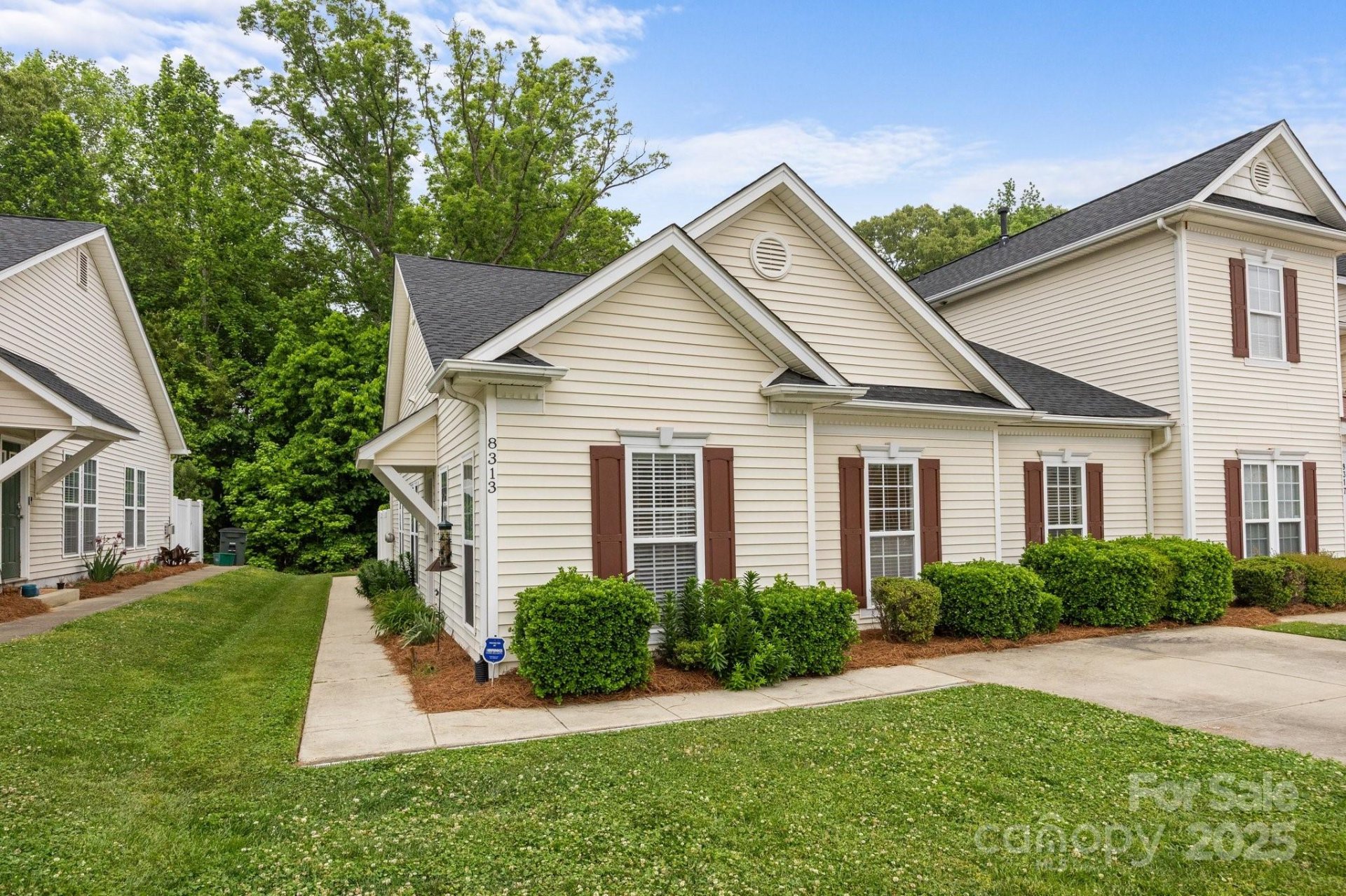 Property image 5 at 8313 Carob Tree Lane, Charlotte, NC 28215