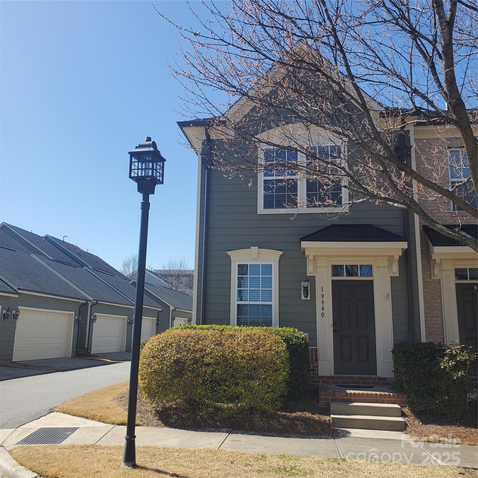 19940 Lamp Lighters Way