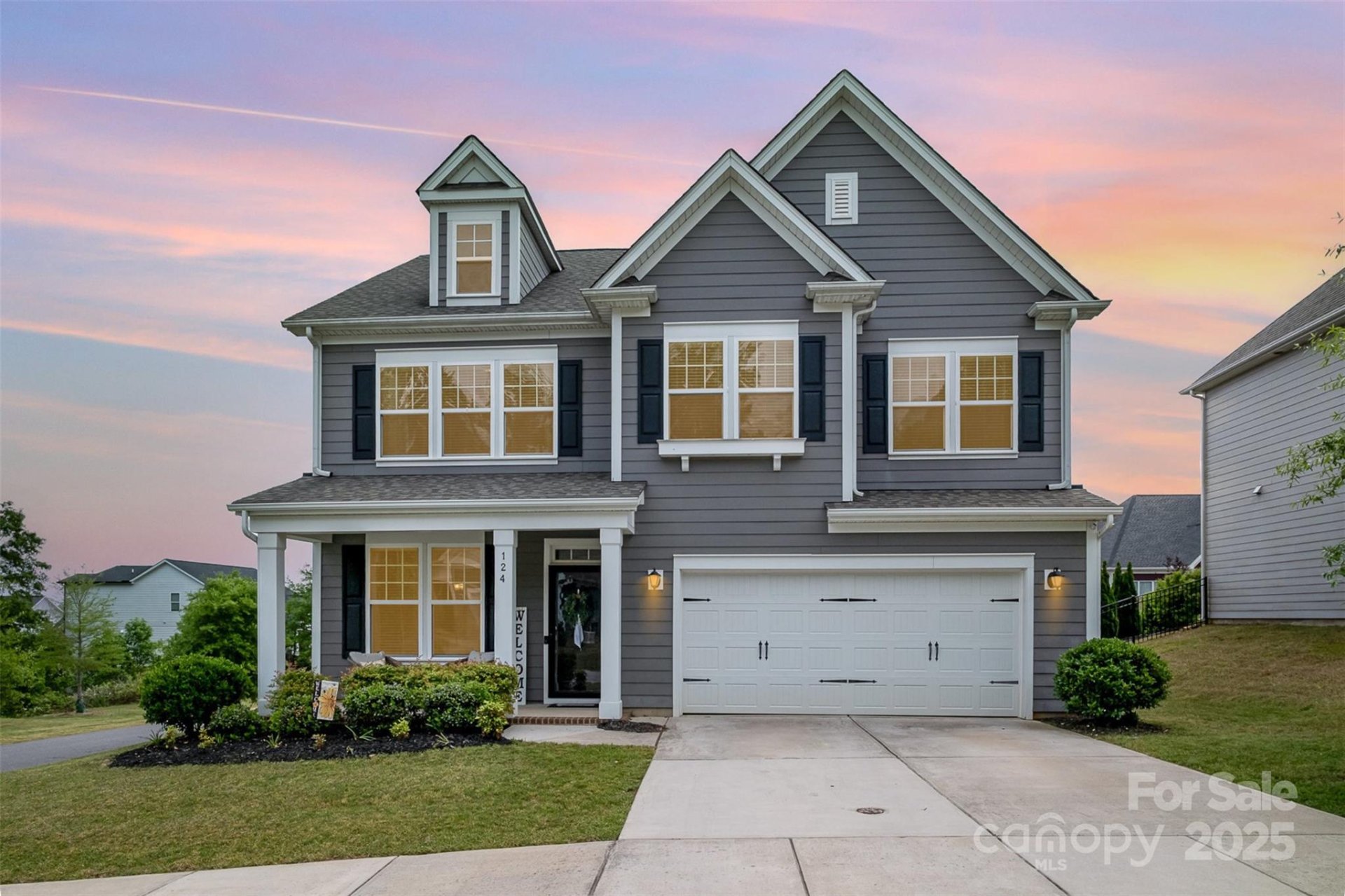 Property image 1 at 124 Cramerton Mills Parkway, Cramerton, NC 28032