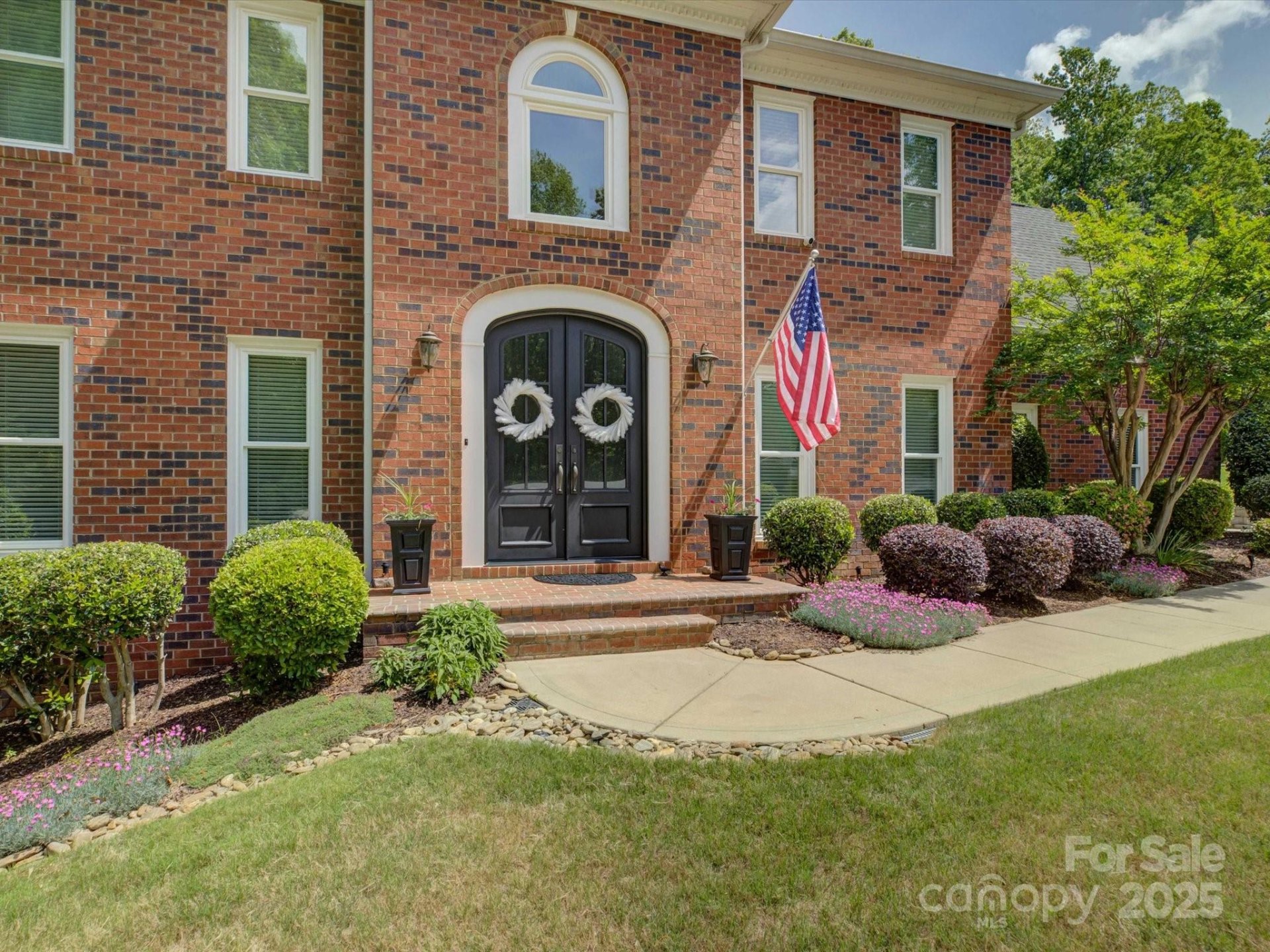 Property image 2 at 15824 Feeny Court, Charlotte, NC 28278