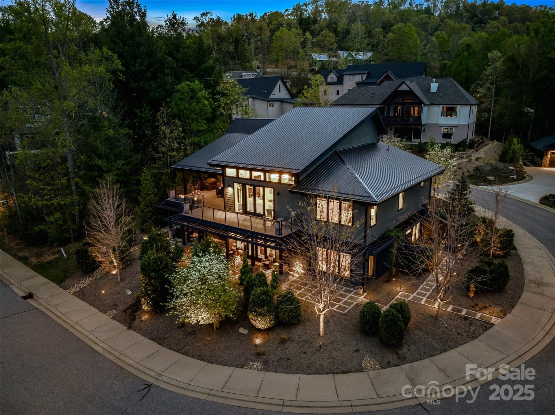 Property image 4 at 11 Bayonne Trail, Asheville, NC 28804