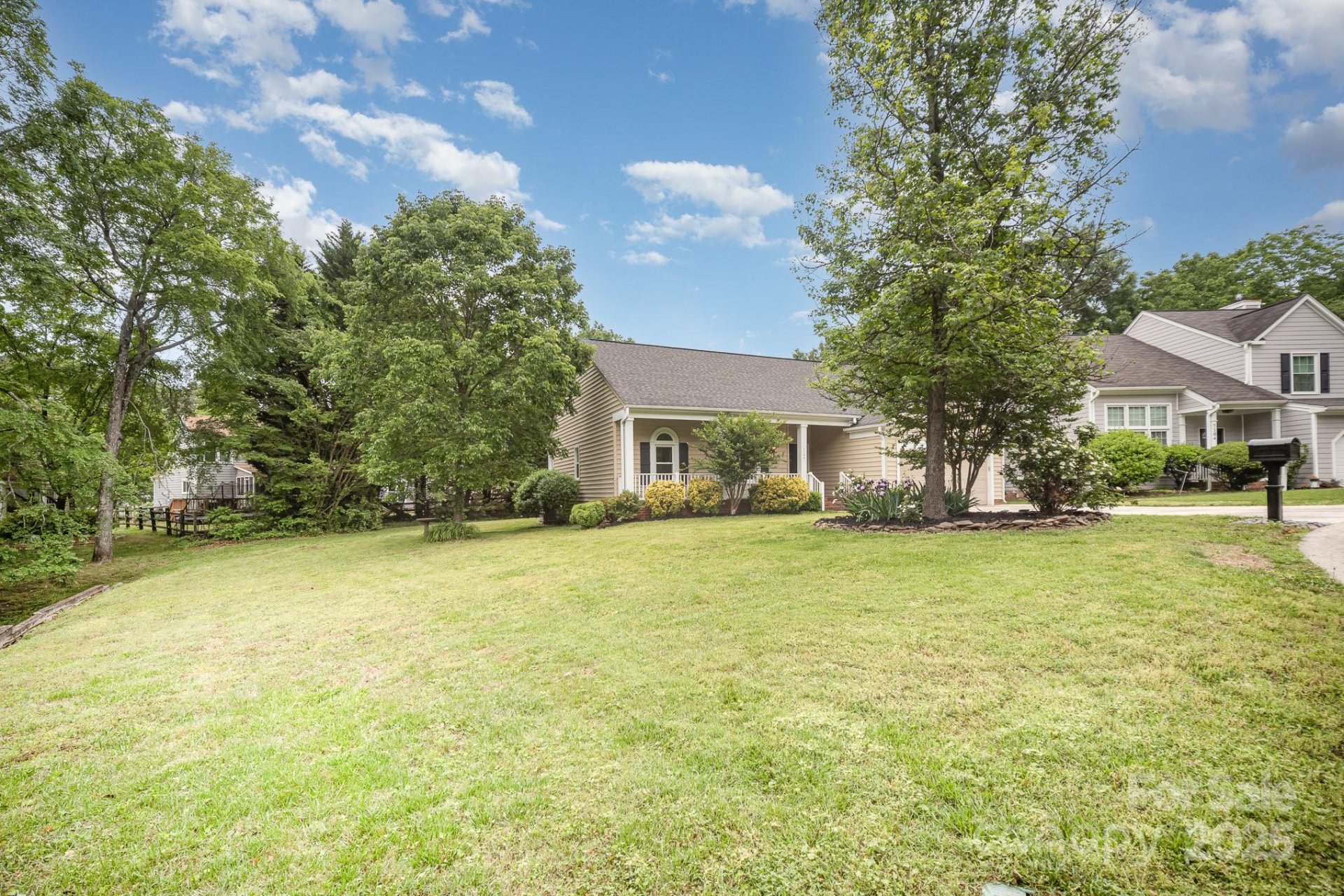 Property image 2 at 7106 Kinsmore Lane, Charlotte, NC 28269