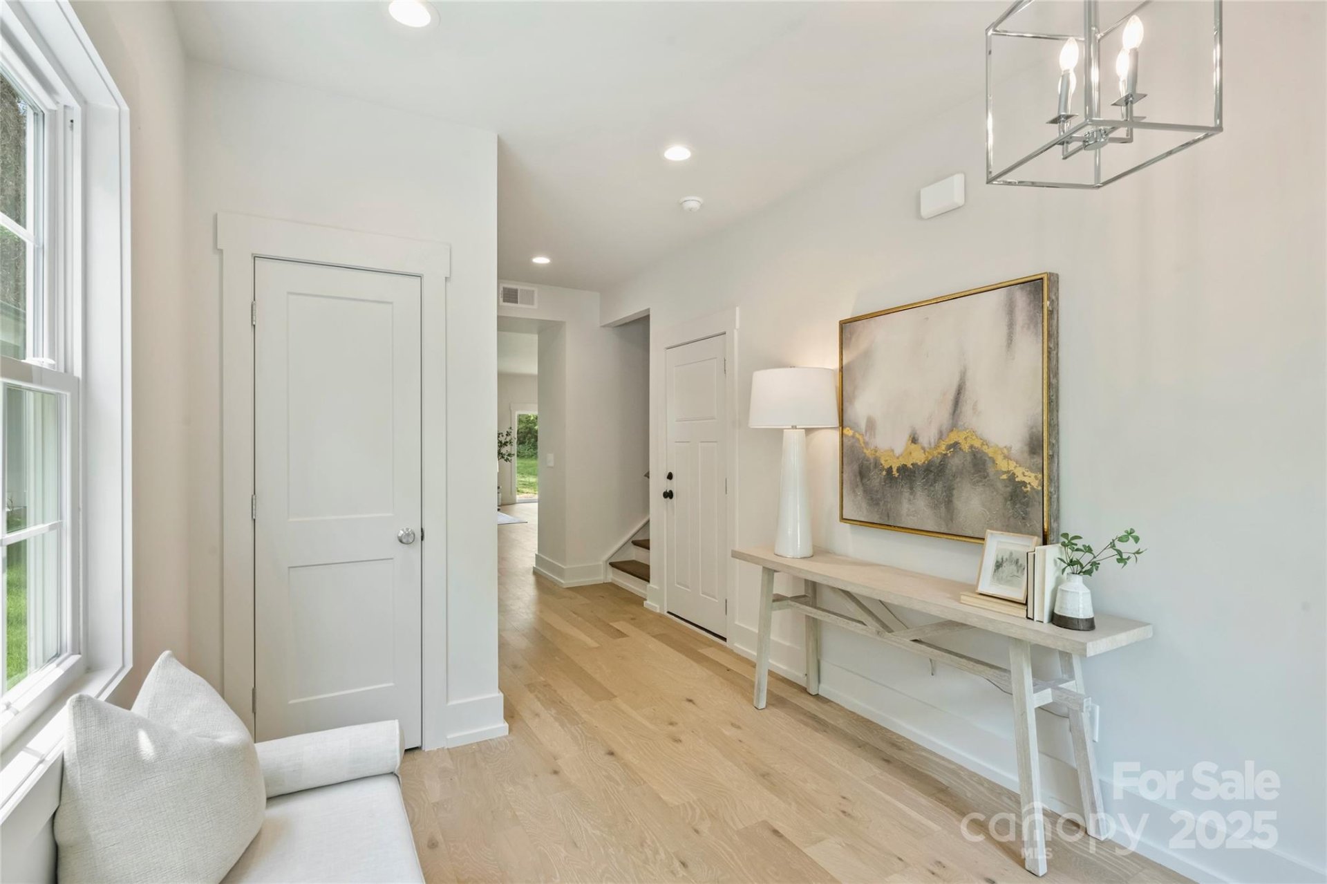 Property image 2 at 205 Coxe Avenue, Charlotte, NC 28208