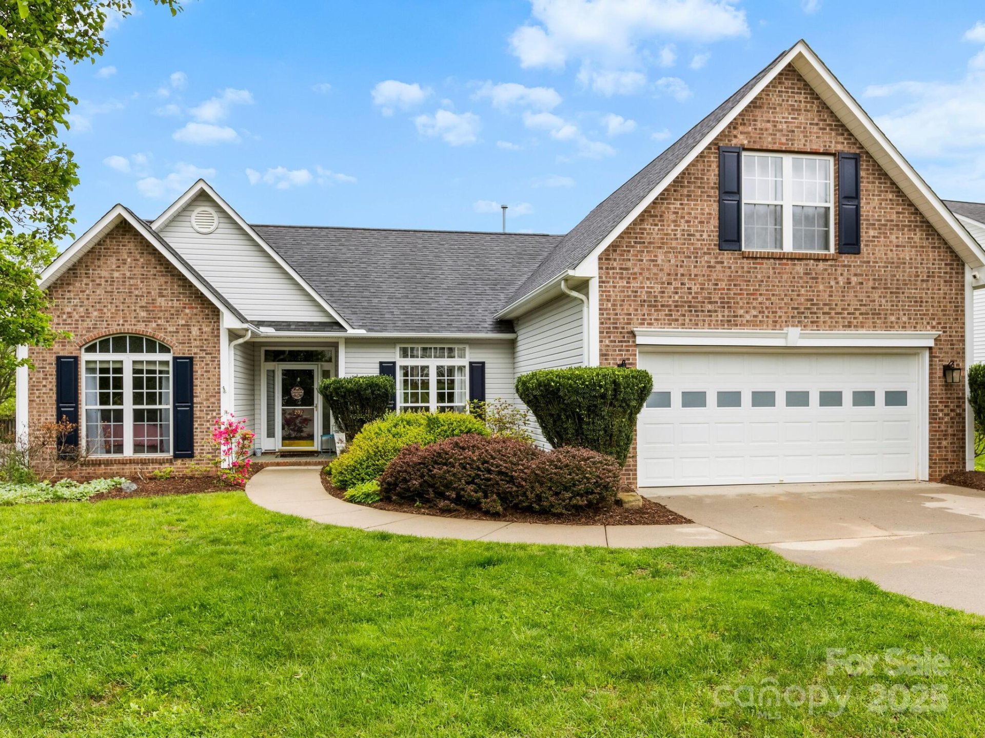 Property at 207 E Farm Creek Drive, Asheville, NC 28806