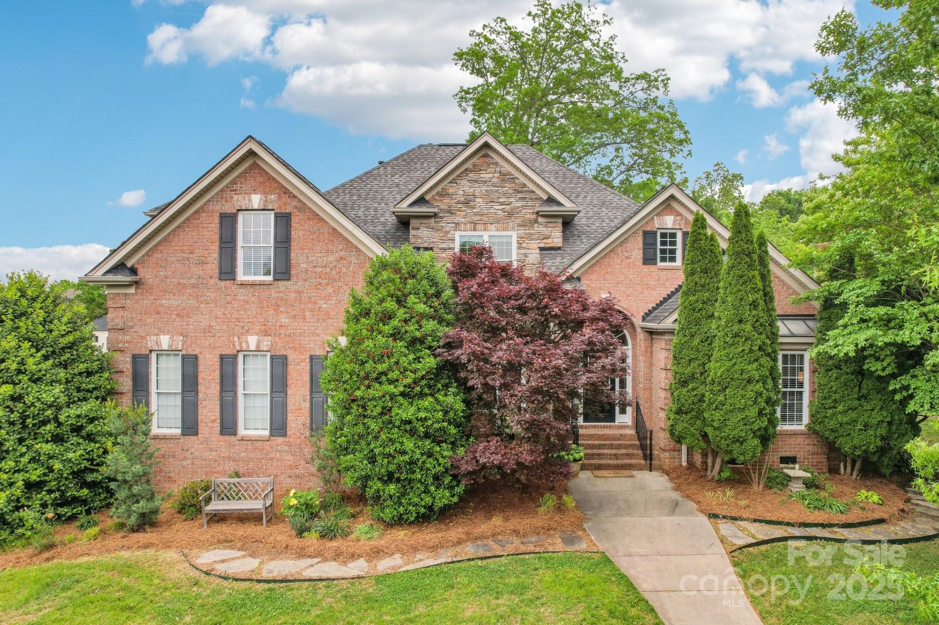 Property image 1 at 8905 Landsdowne Avenue, Harrisburg, NC 28075