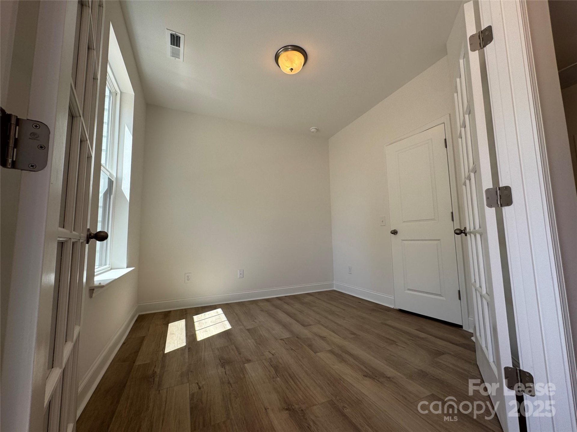 Property image 4 at 5009 Layman Drive, Charlotte, NC 28226