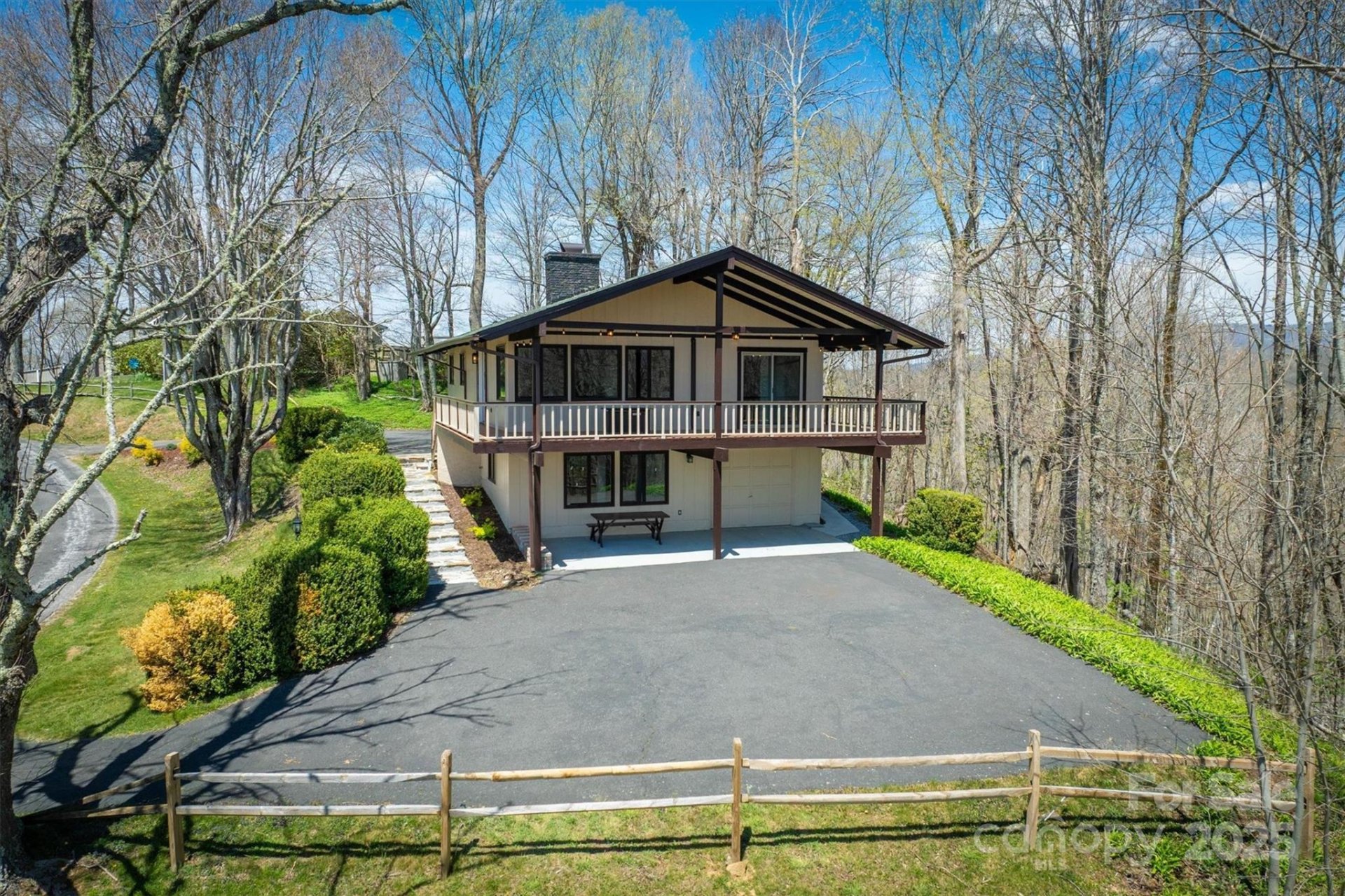 Property image 5 at 405 Strawberry Lane, Newland, NC 28657
