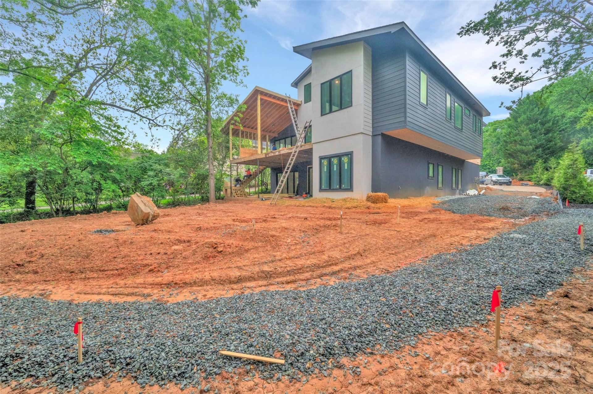Property image 3 at 111 Wrenwood Lane, Charlotte, NC 28211