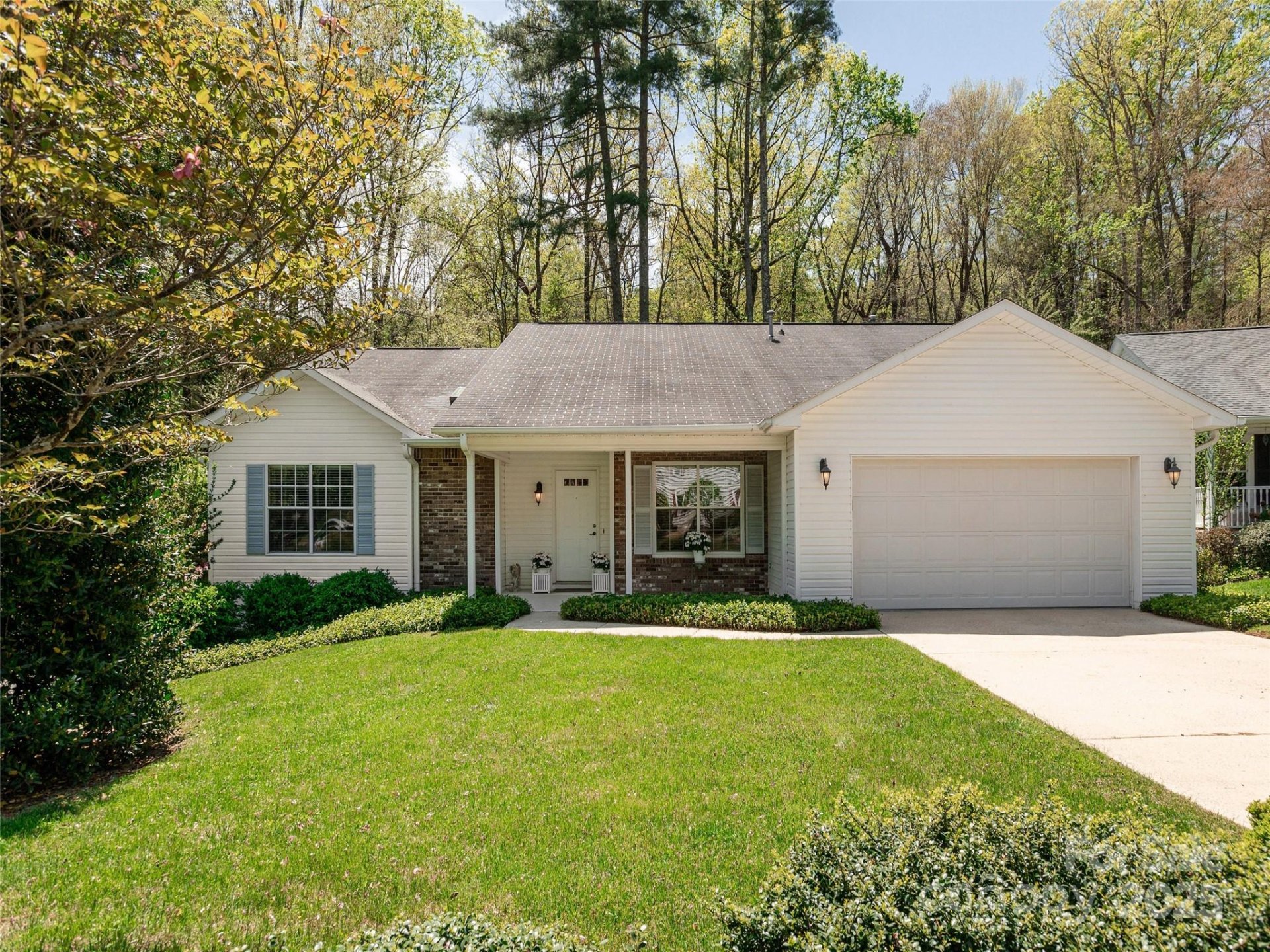 2921 Middleton Place