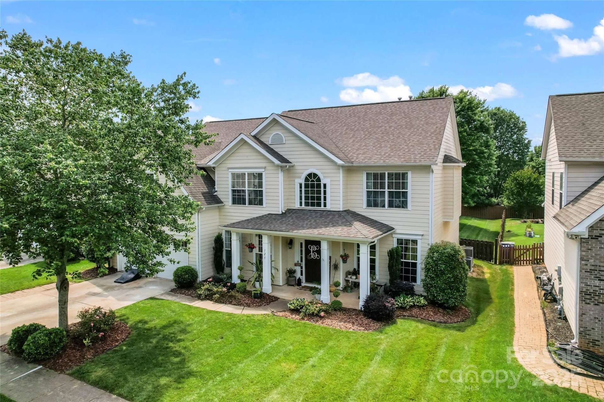 Property image 4 at 125 N Wendover Trace, Mooresville, NC 28117