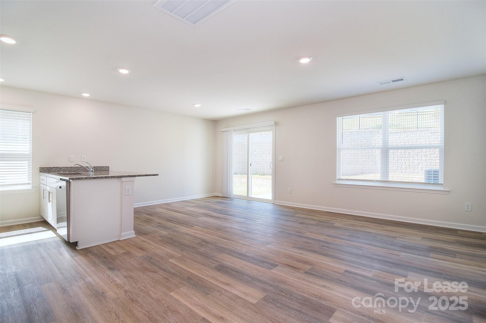 Property image 3 at 5155 Hyrule Drive, Charlotte, NC 28262