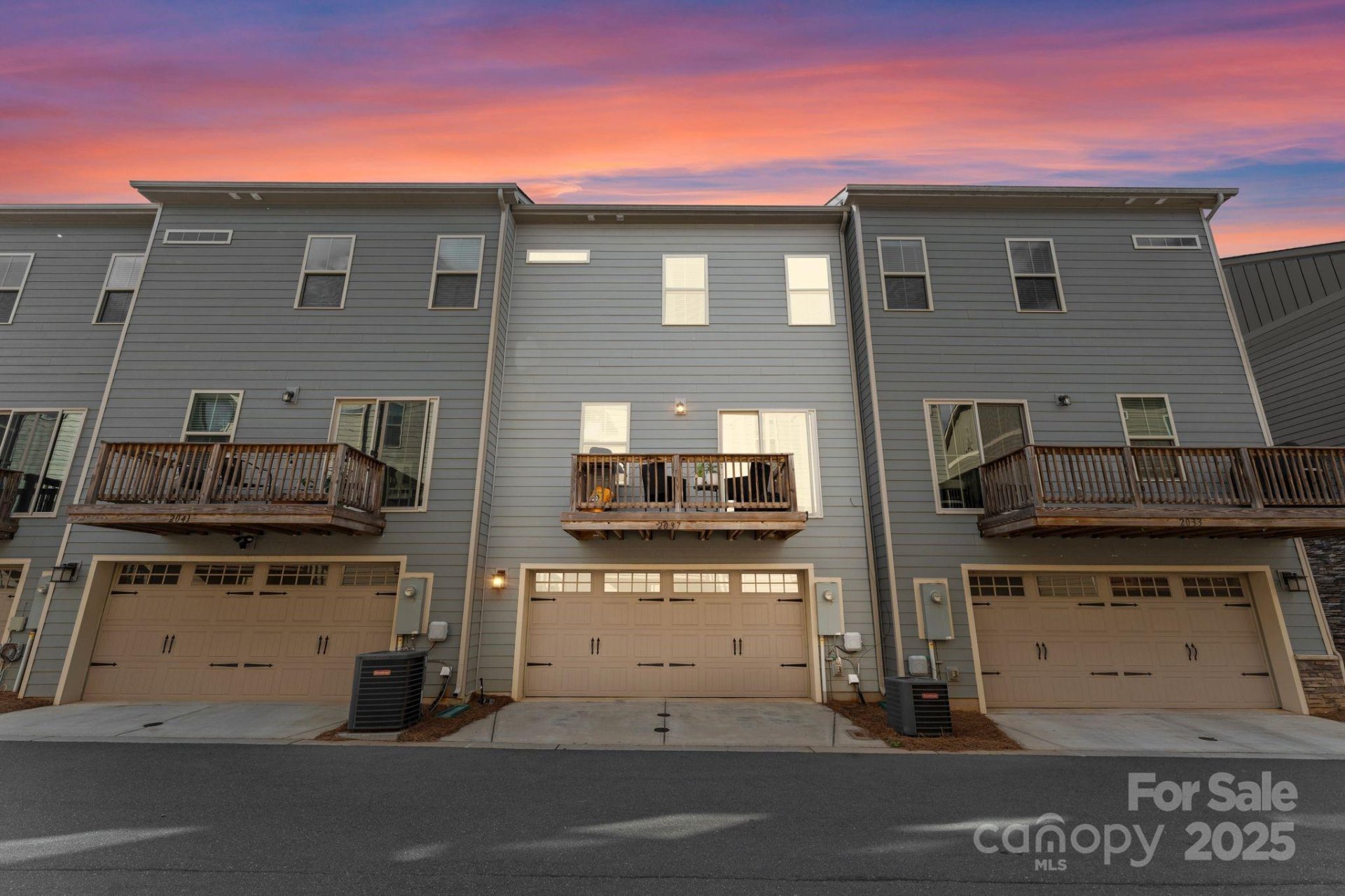2037 Birchside Drive