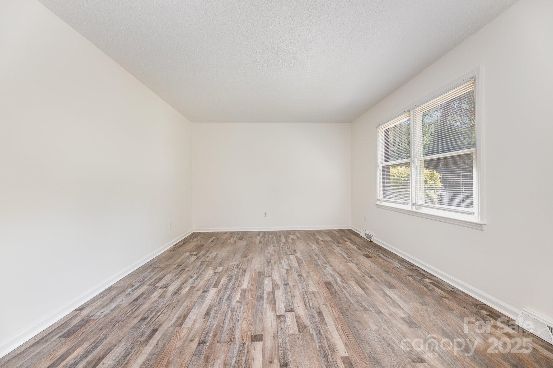 Property image 3 at 503 Randa Drive, Statesville, NC 28625