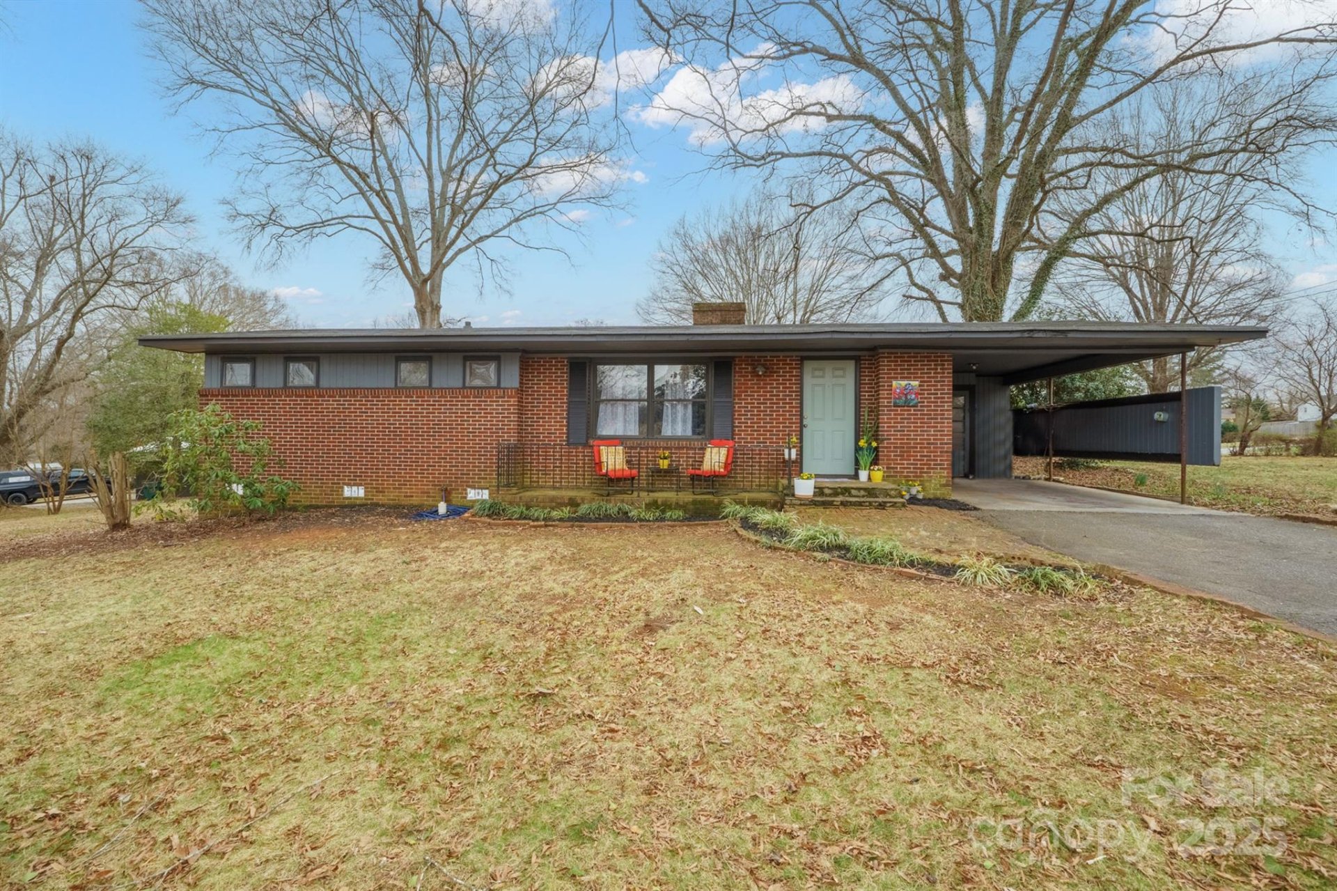 401 Clover Lane