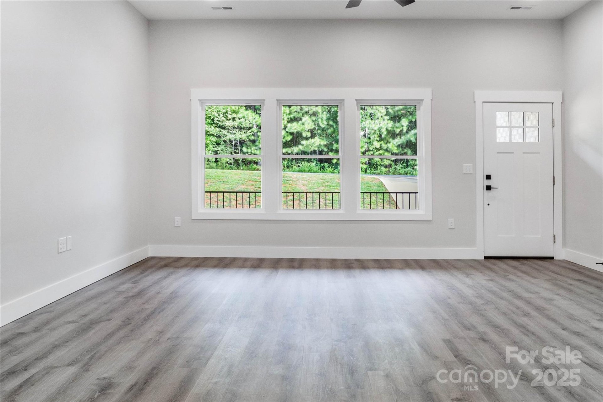 Property image 3 at 5751 Selkirk Drive, Hickory, NC 28601