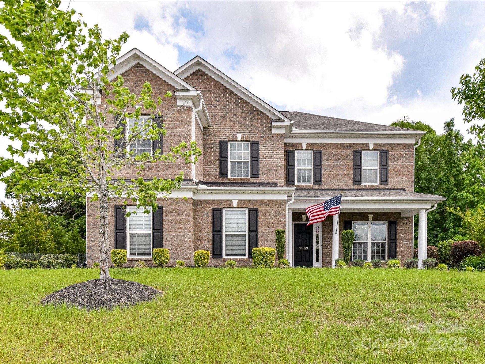 Bedford Farms, Concord Community