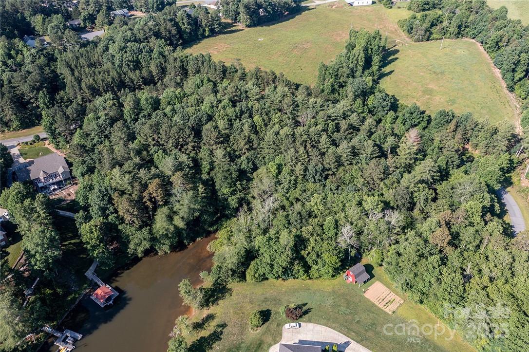 Property image 3 at 4852 Rio De Luna Drive, Hickory, NC 28601