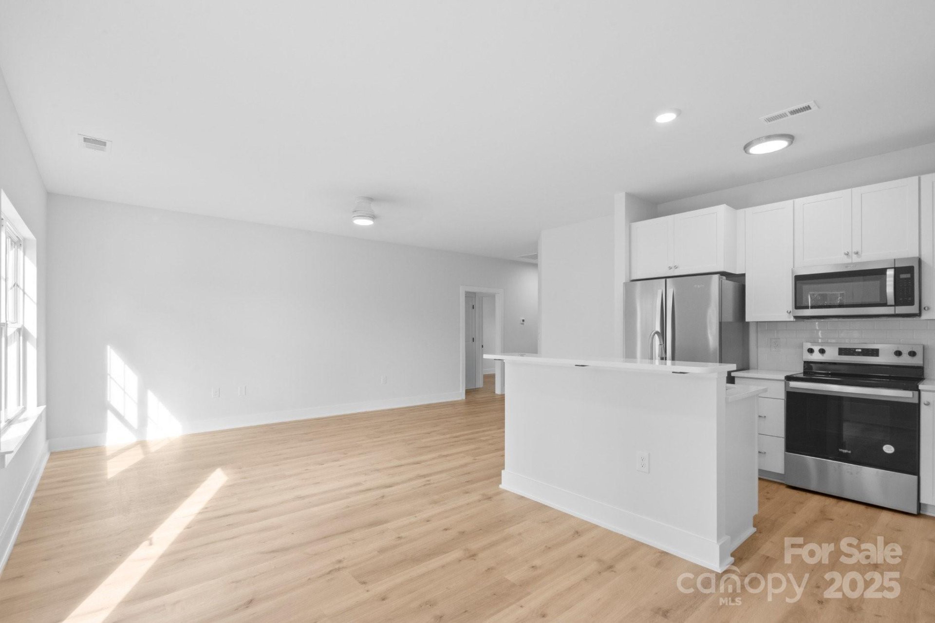 Property image 3 at 2405 Shaw Avenue, Gastonia, NC 28054
