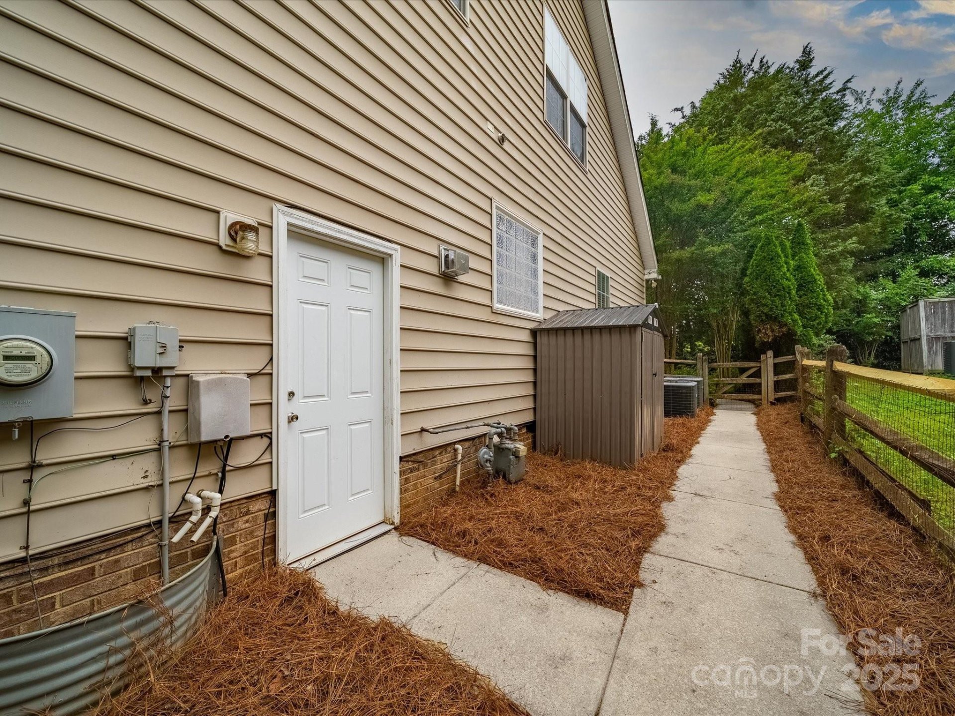 Property image 3 at 404 Basingdon Court, Waxhaw, NC 28173