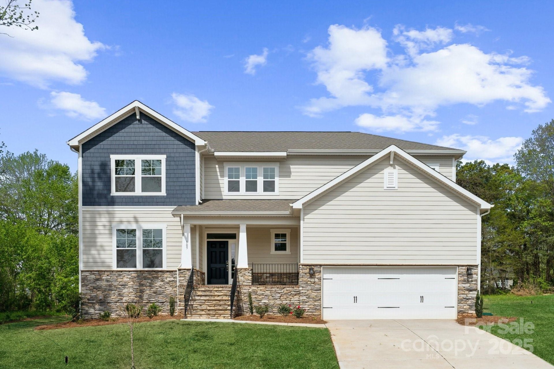 Brownstone Ridge, Mooresville community