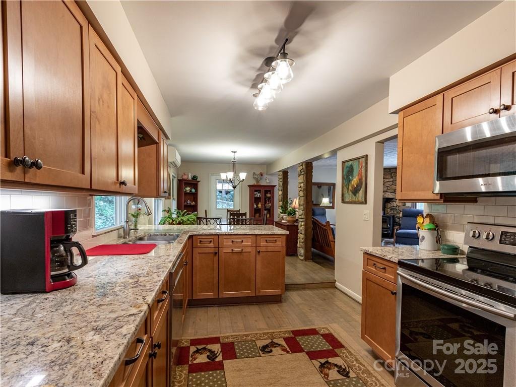 Property image 4 at 597 Sweetwater Ridge, Burnsville, NC 28714