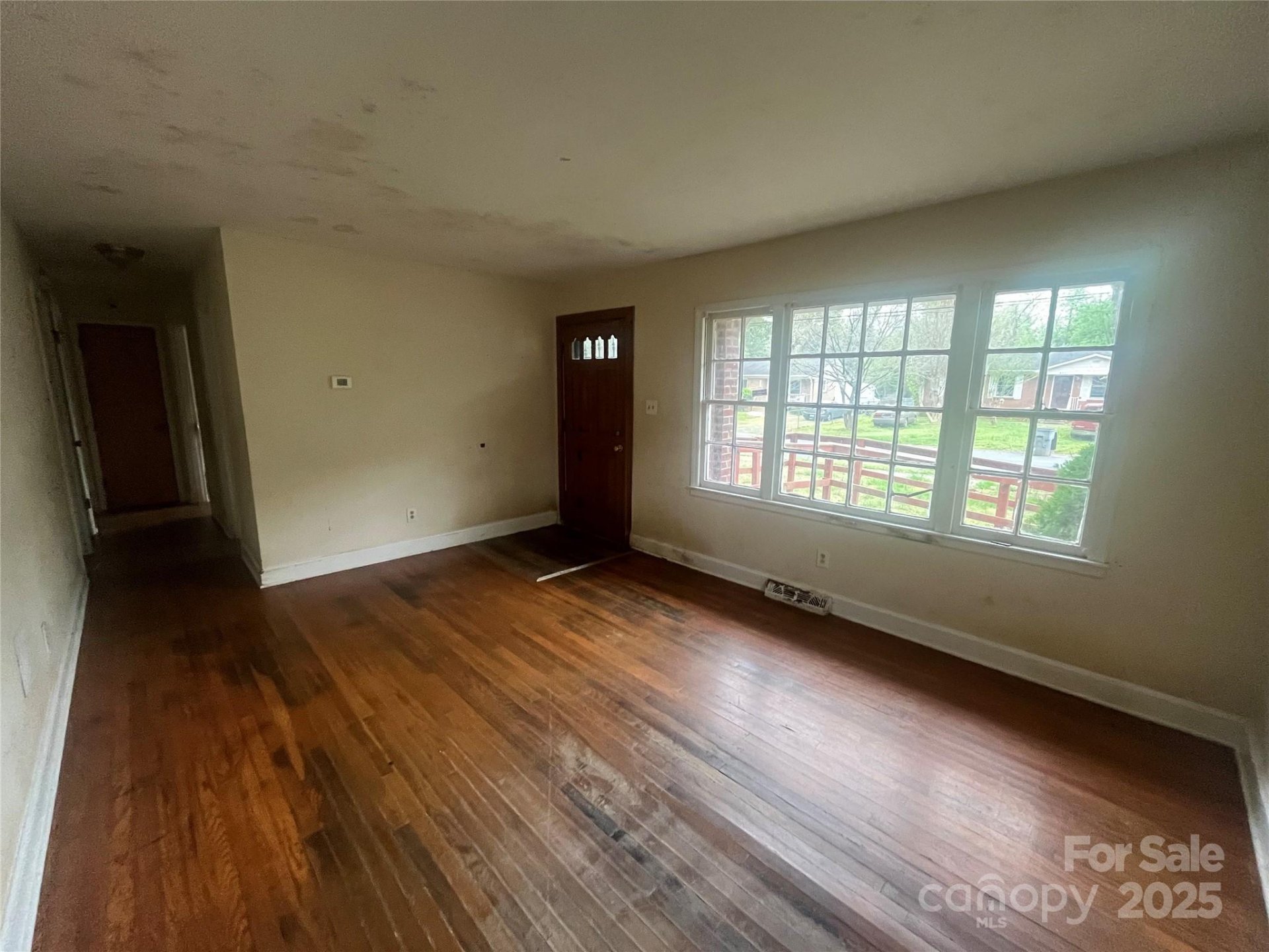 Property image 2 at 4817 Ridgeley Drive, Charlotte, NC 28208