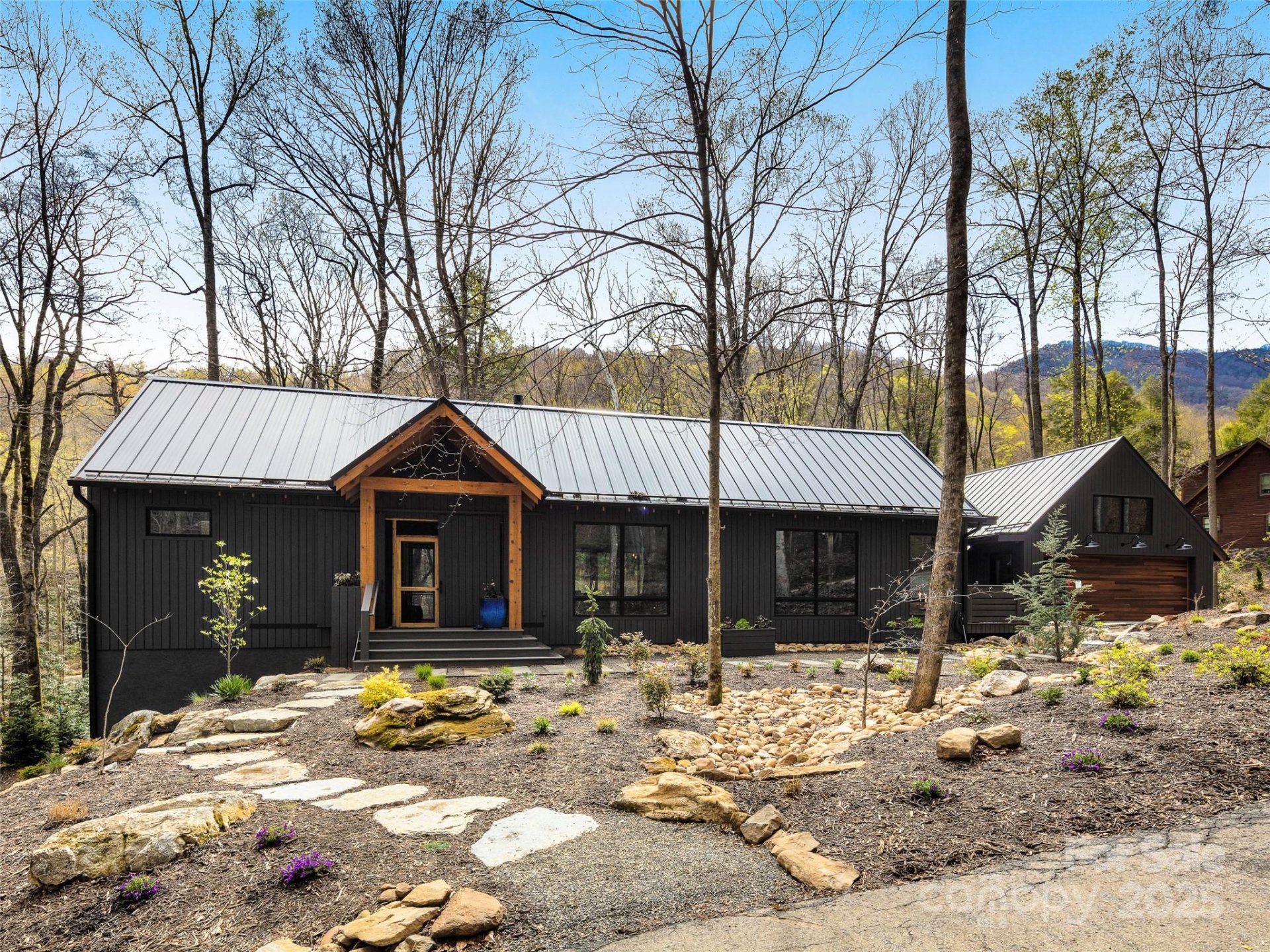 Laurel Ridge, Black Mountain Community