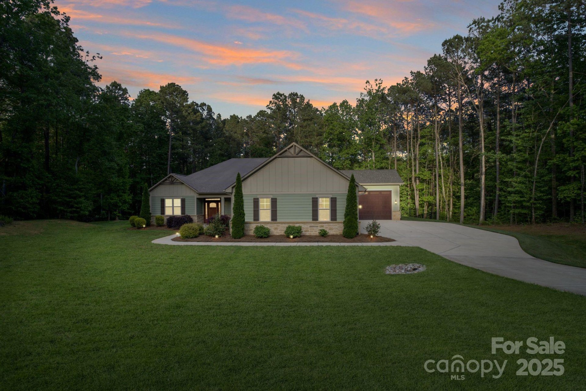 Property image 1 at 7358 Bay Cove Court, Denver, NC 28037