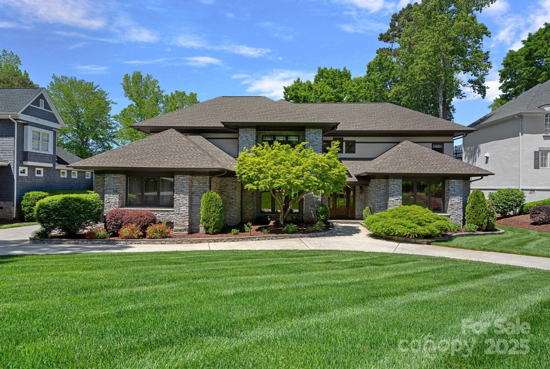 Property image 1 at 19501 River Falls Drive, Davidson, NC 28036