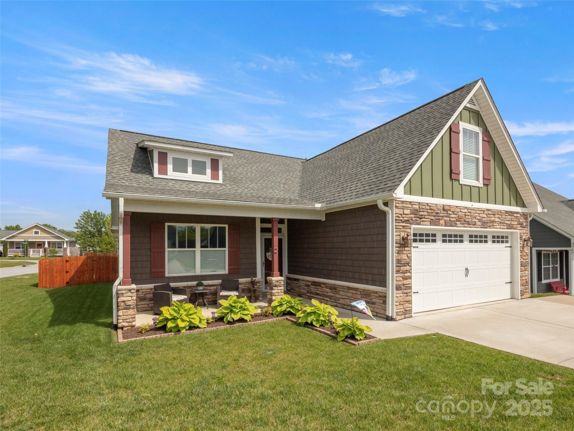 Property image 1 at 2 Montaugue Street, Arden, NC 28704