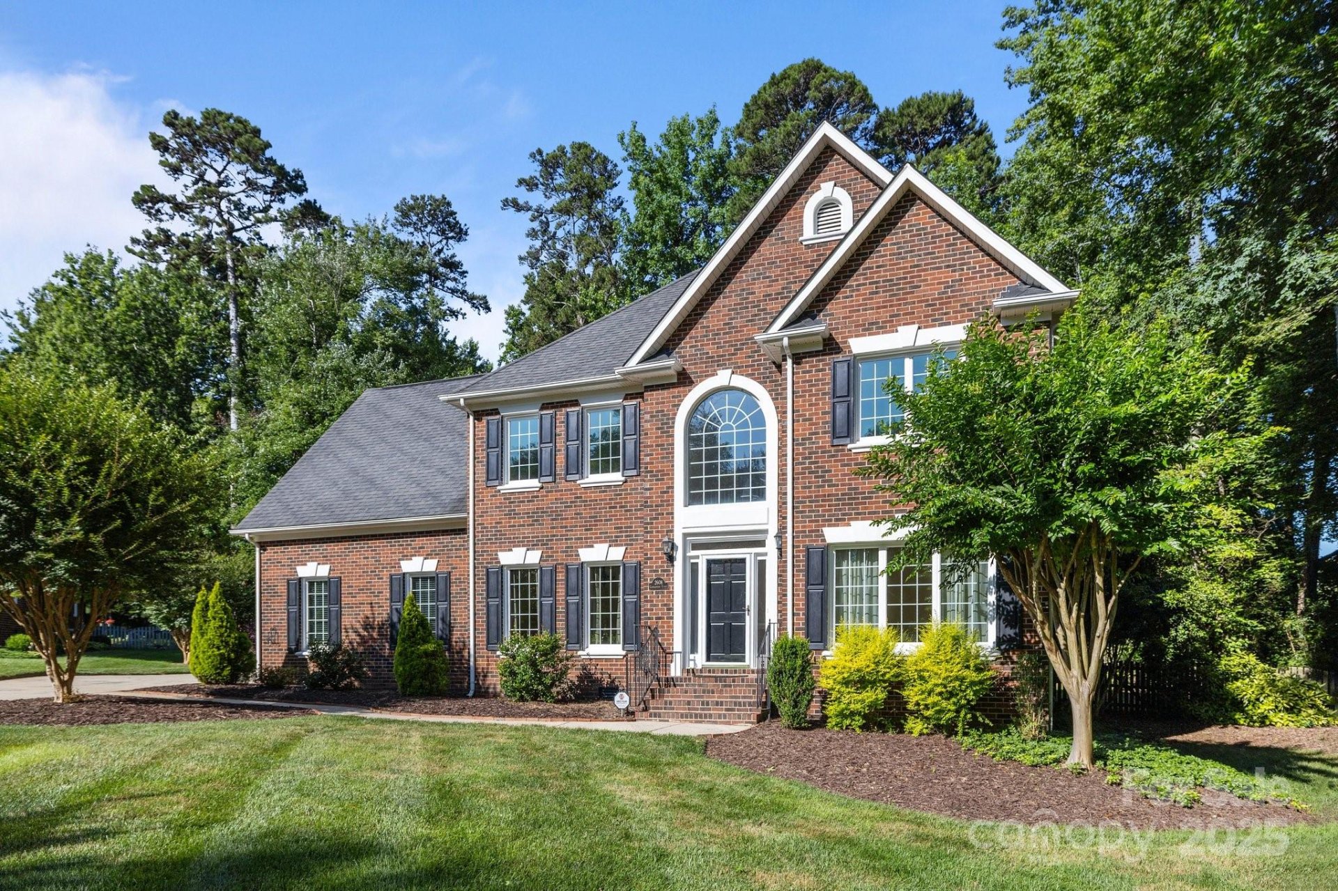 Property image 2 at 2608 Carmarthen Court, Matthews, NC 28104