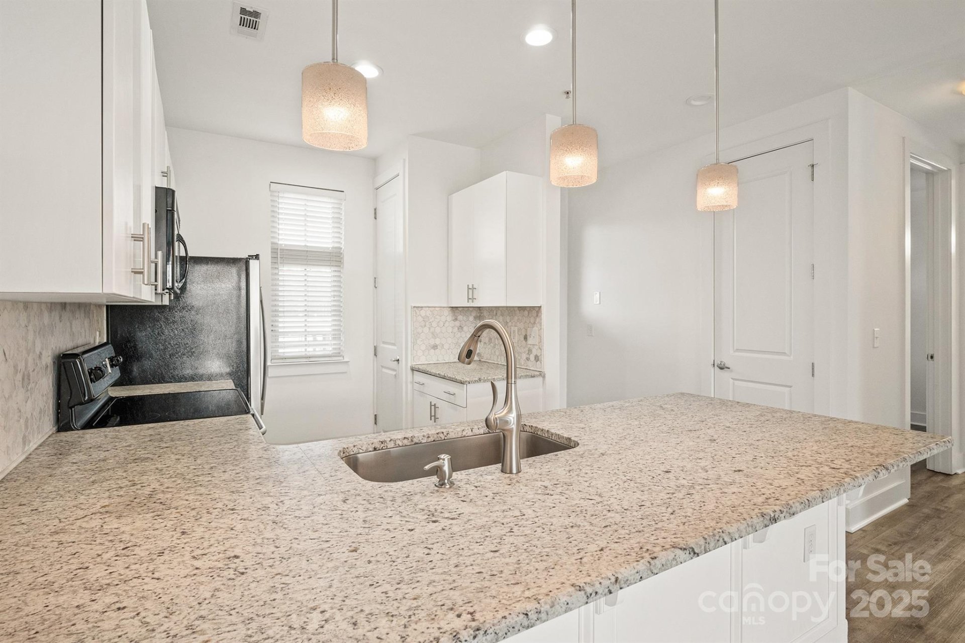 Property image 5 at 1101 W 1st Street, Charlotte, NC 28202