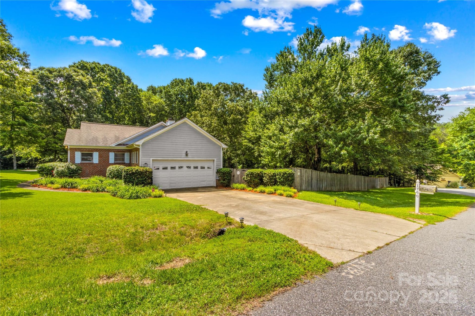 Property image 3 at 1760 Jacobs Way, Sherrills Ford, NC 28673